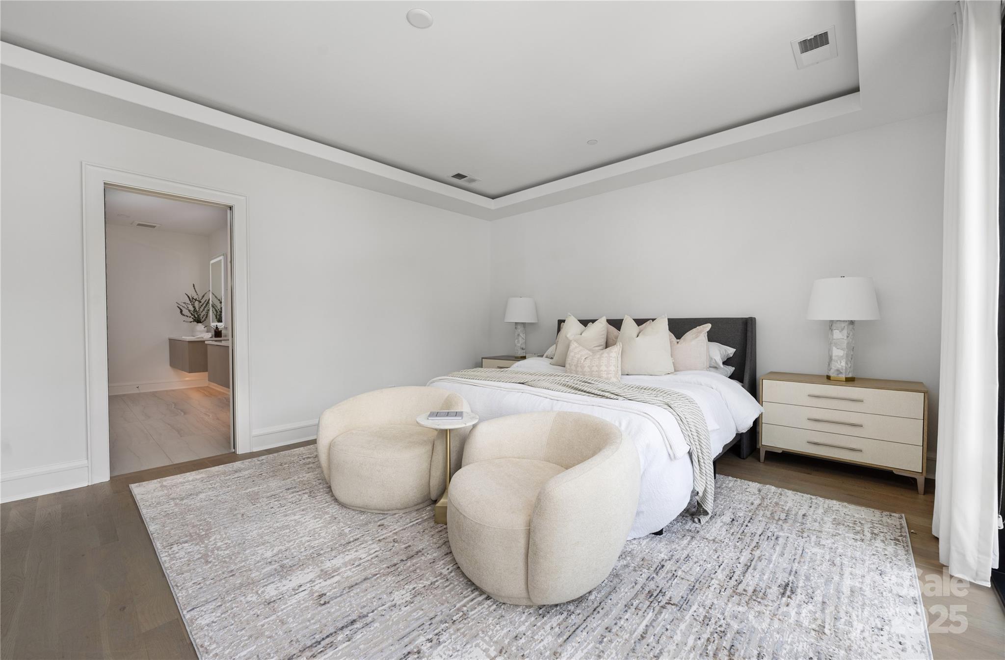 614 Queens Road Property Photo 23