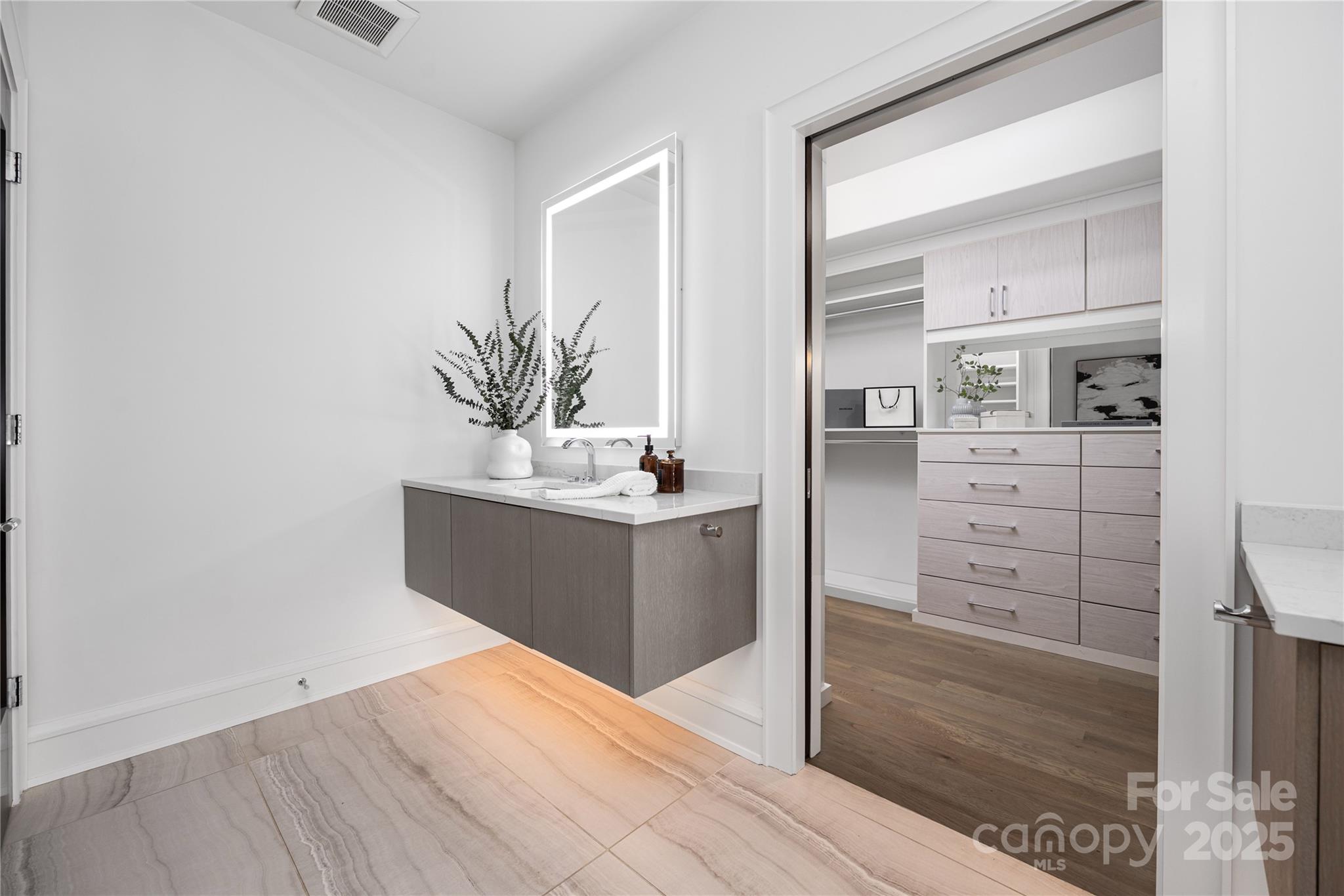 614 Queens Road Property Photo 28