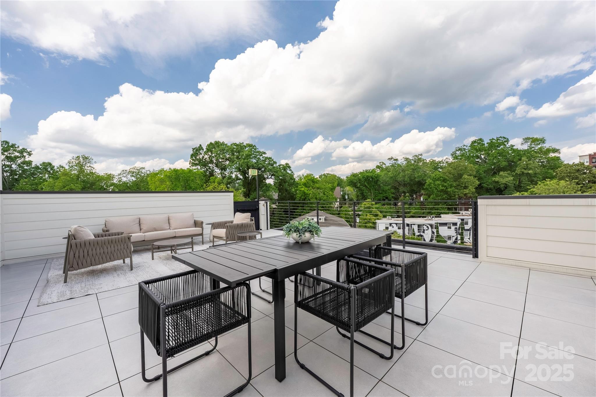 614 Queens Road Property Photo 41