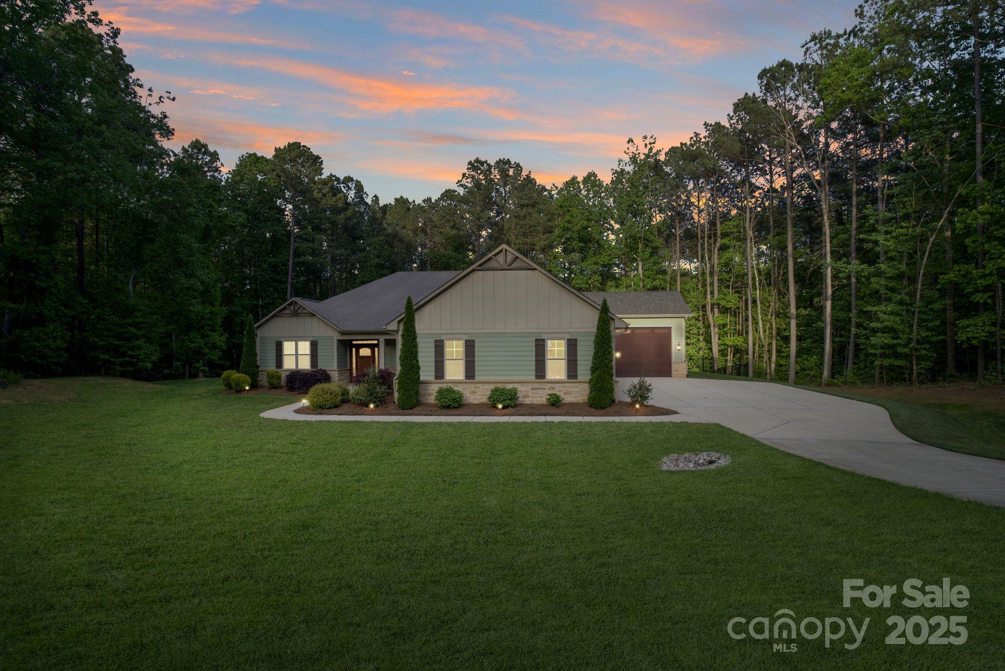 7358 Bay Cove Court Property Photo