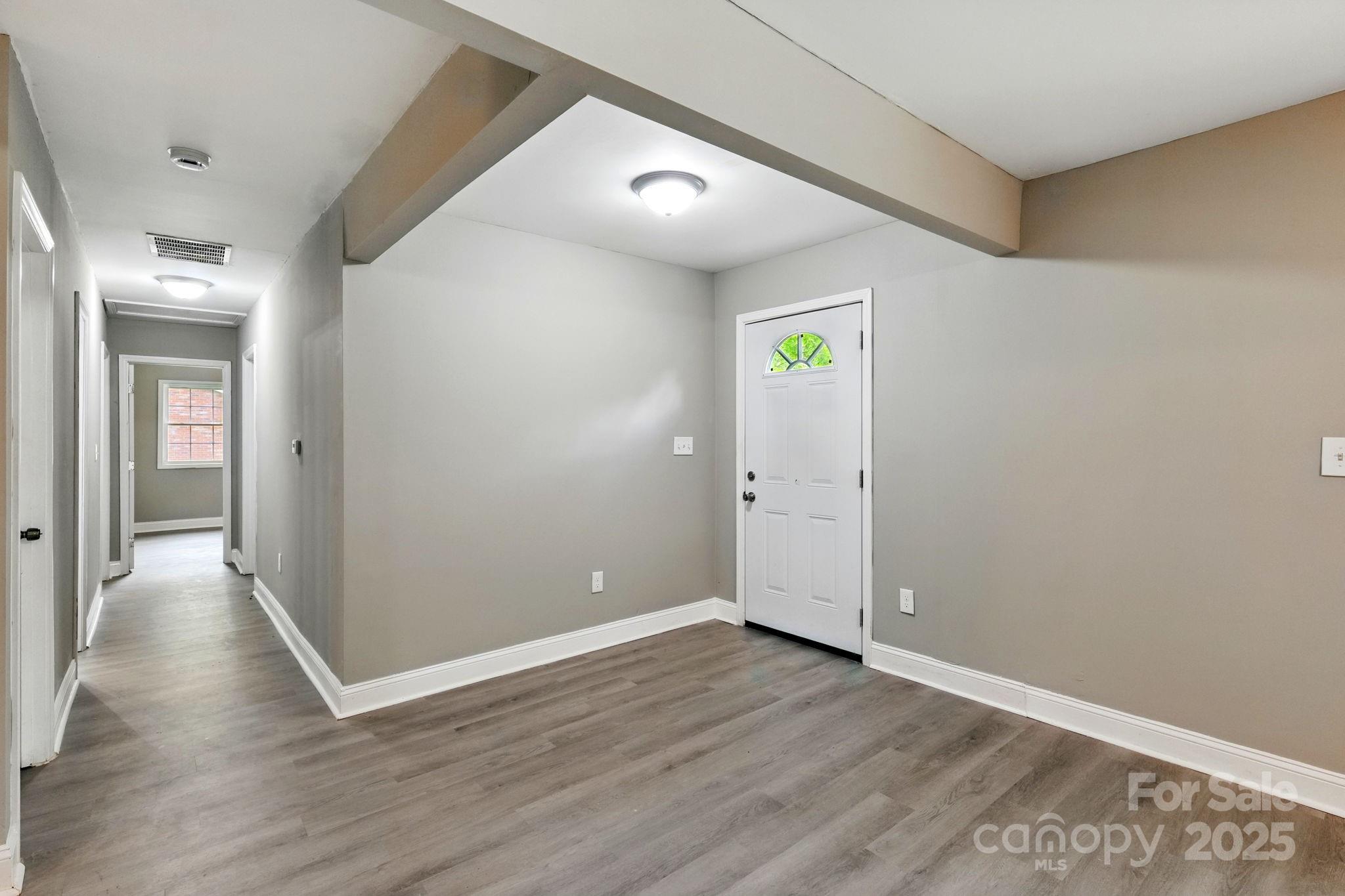 131 Little Forest Lane Property Photo 4