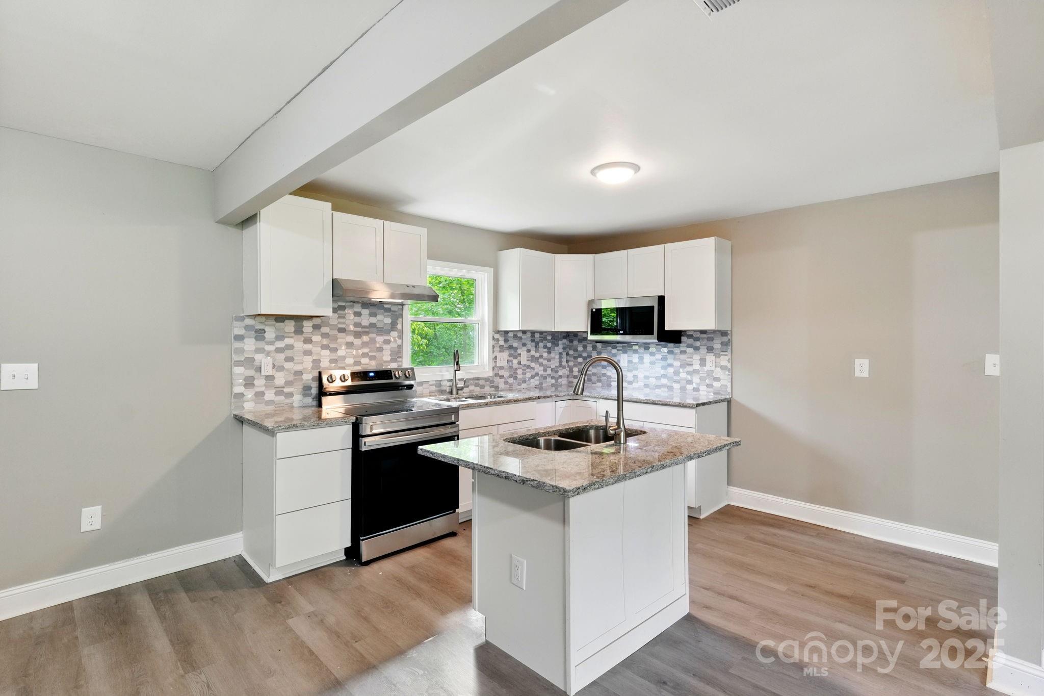 131 Little Forest Lane Property Photo 9