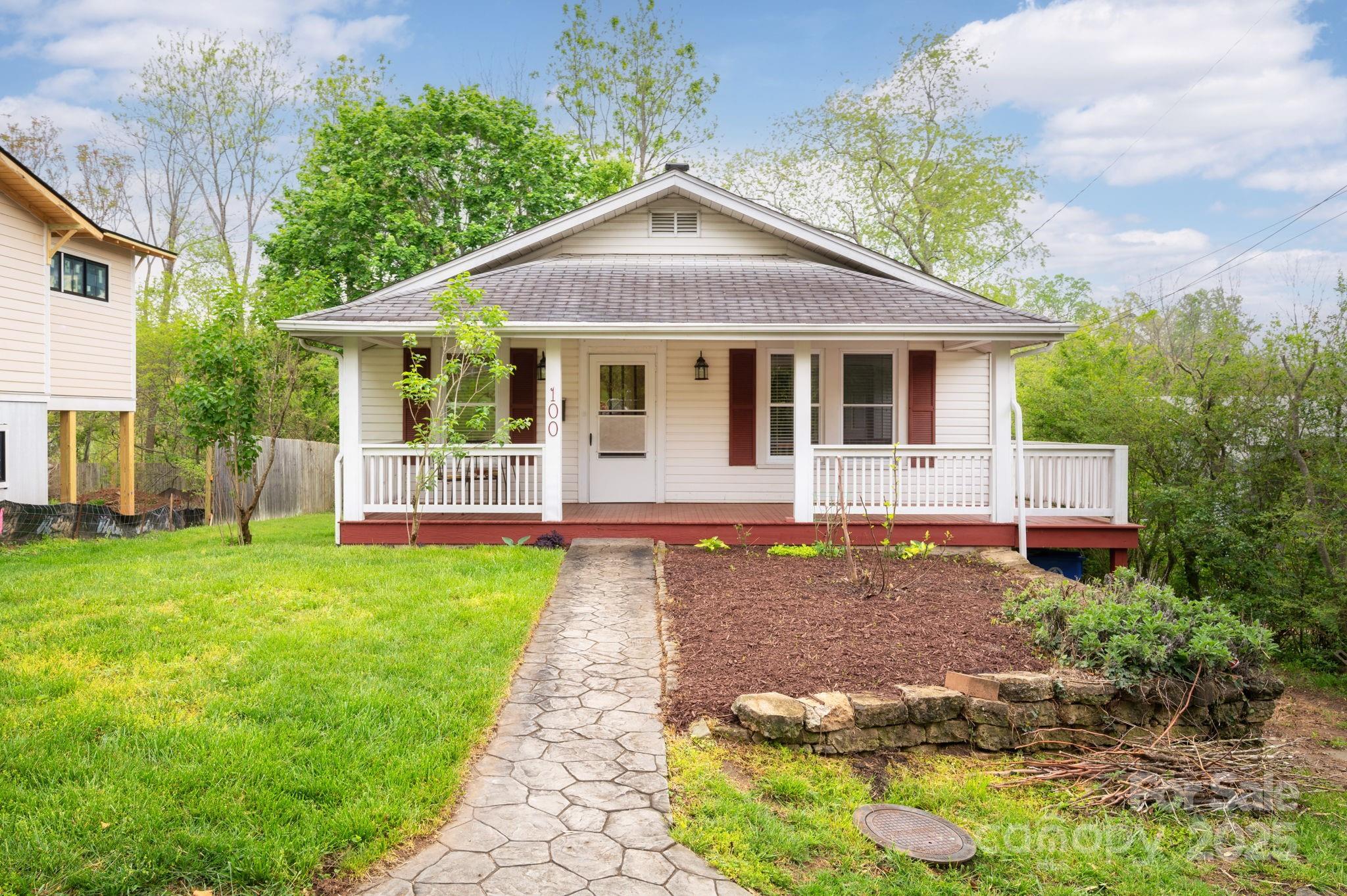 100 West Street Property Photo
