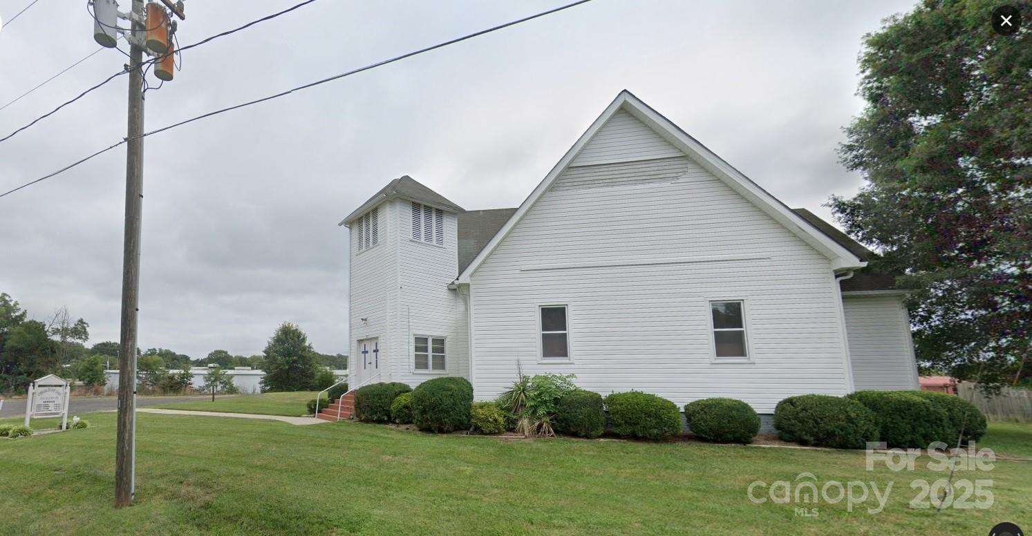 109 S Glenn Street Property Photo 1