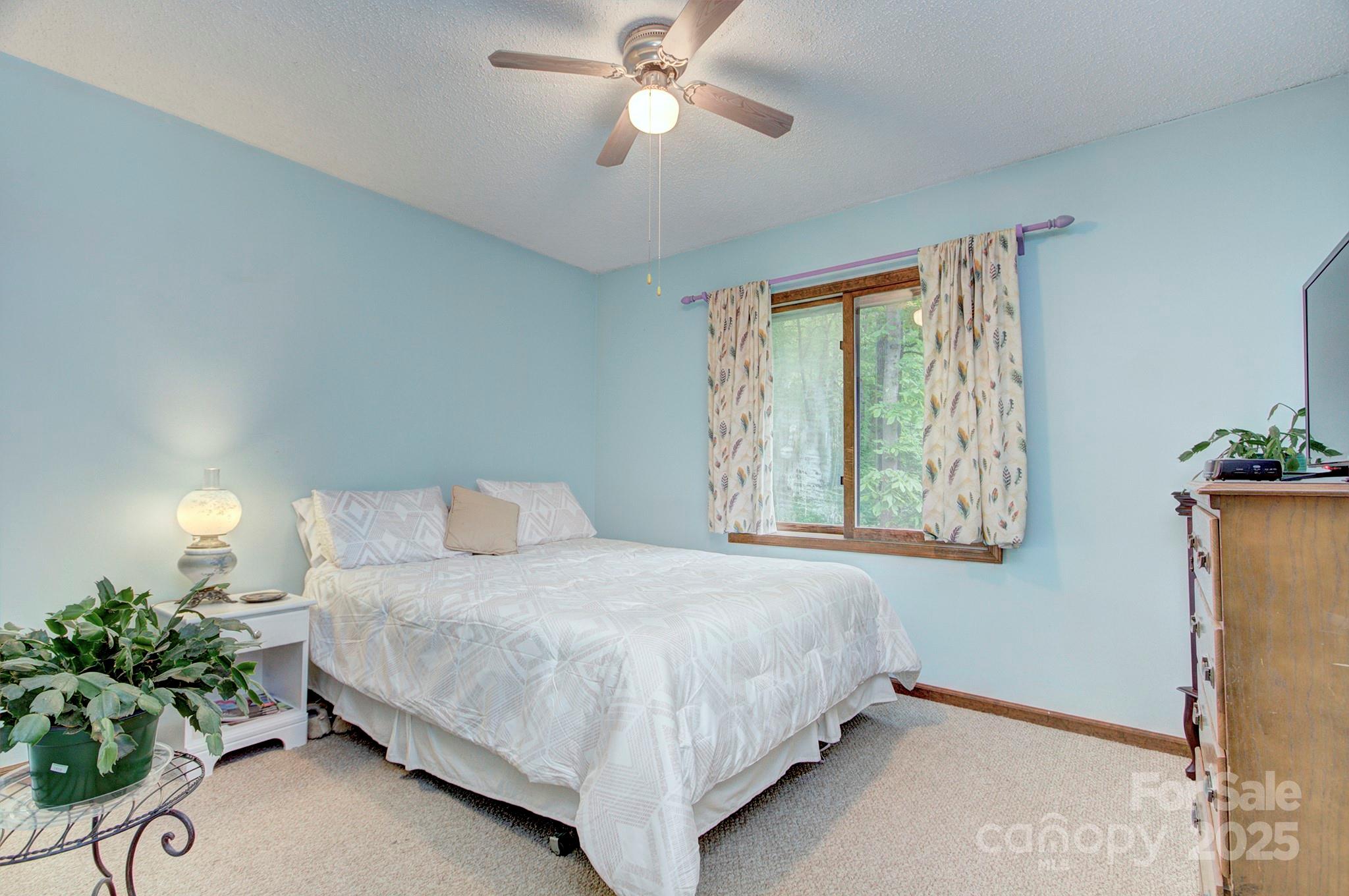 39 Oak Court Property Photo 22
