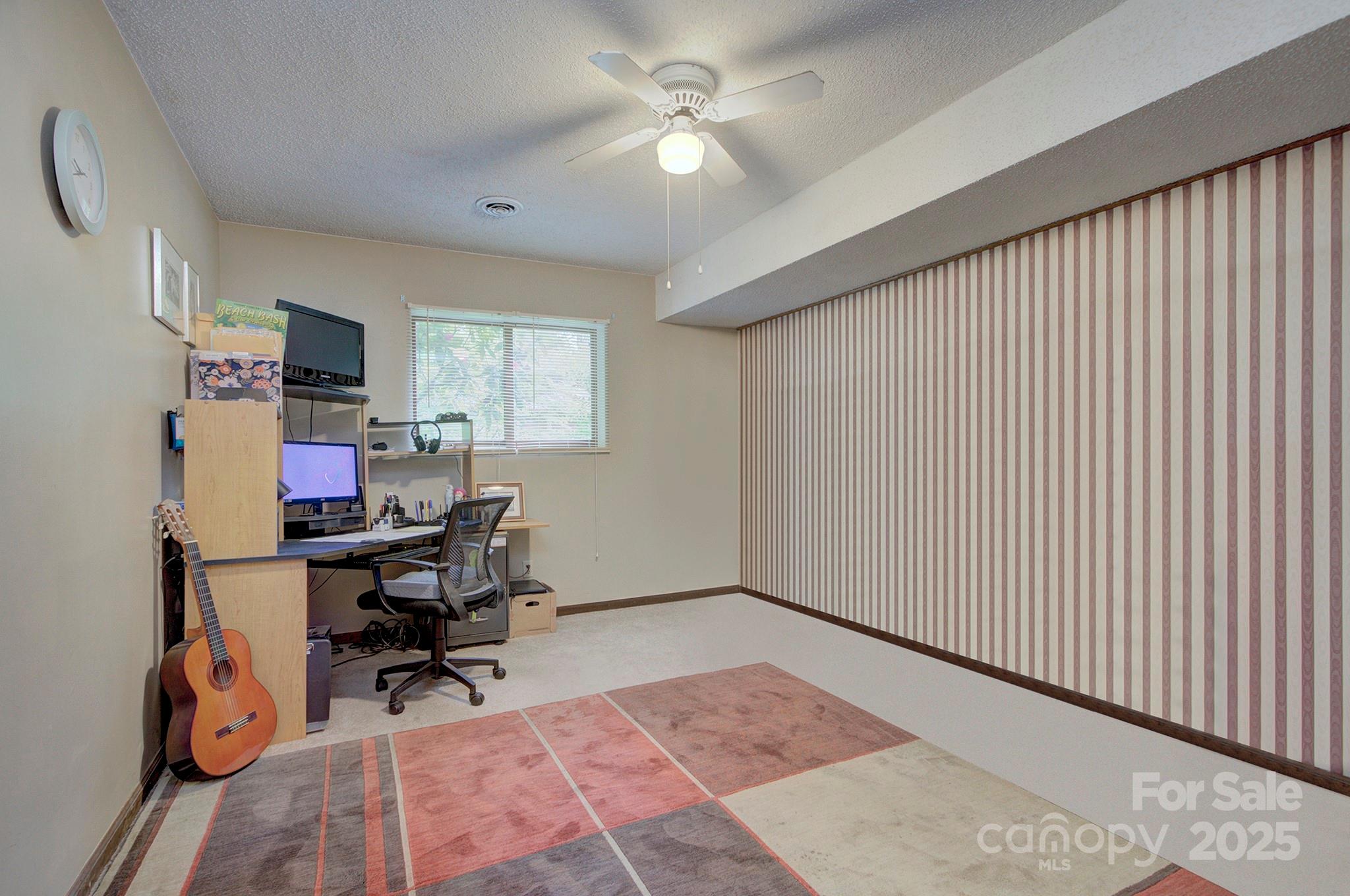 39 Oak Court Property Photo 26