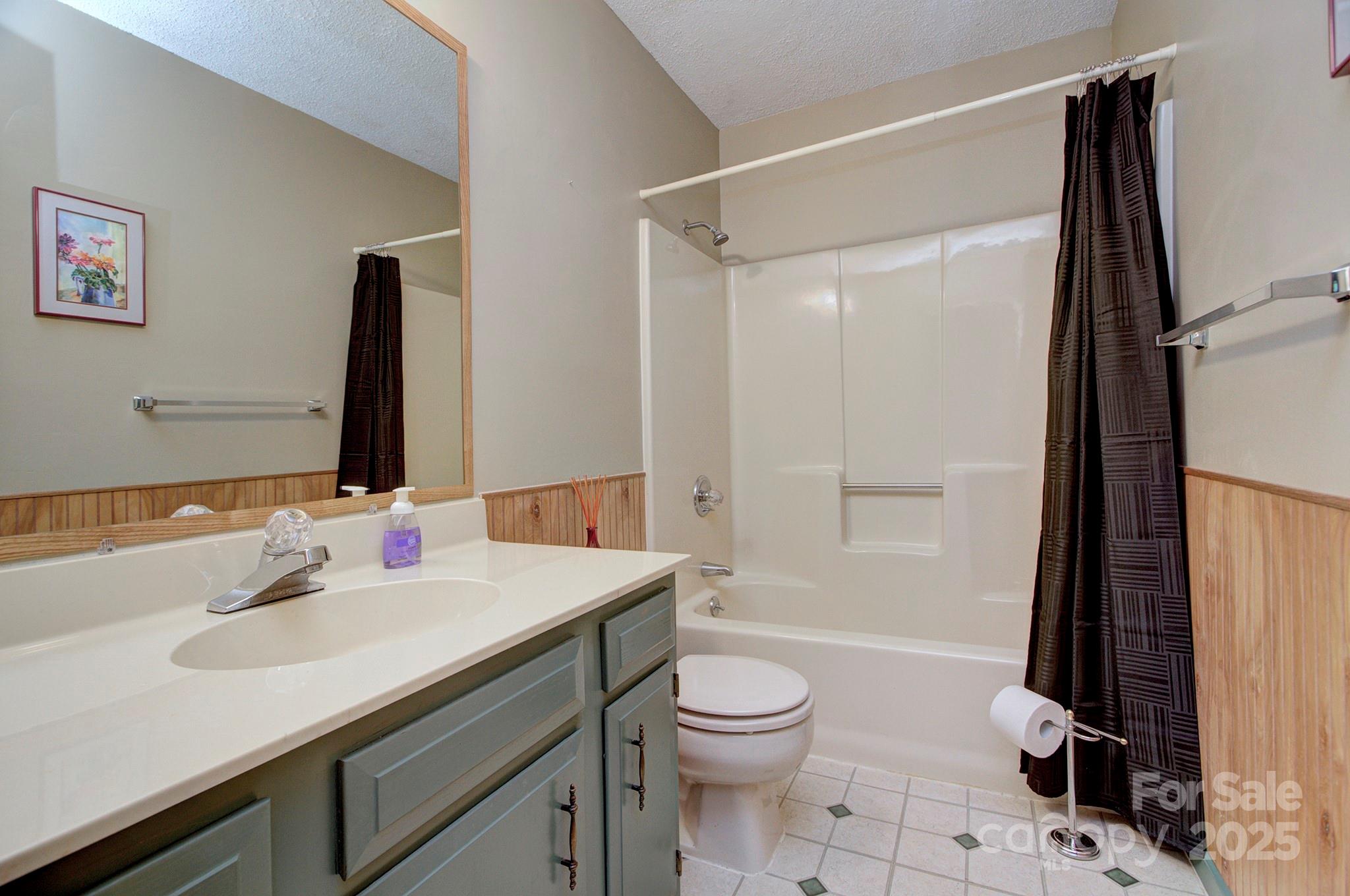 39 Oak Court Property Photo 27