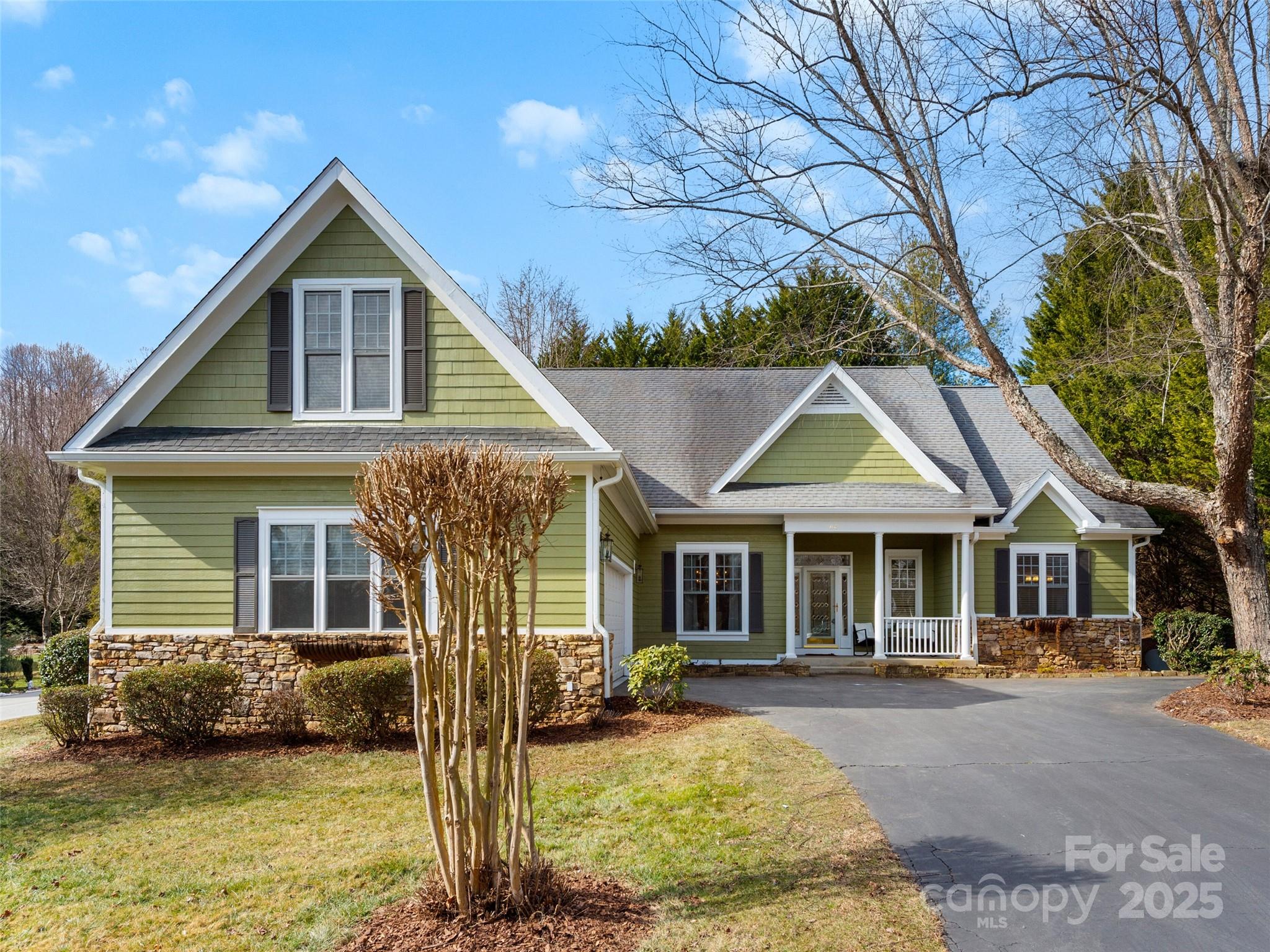 44 Chip Shot Court Property Photo