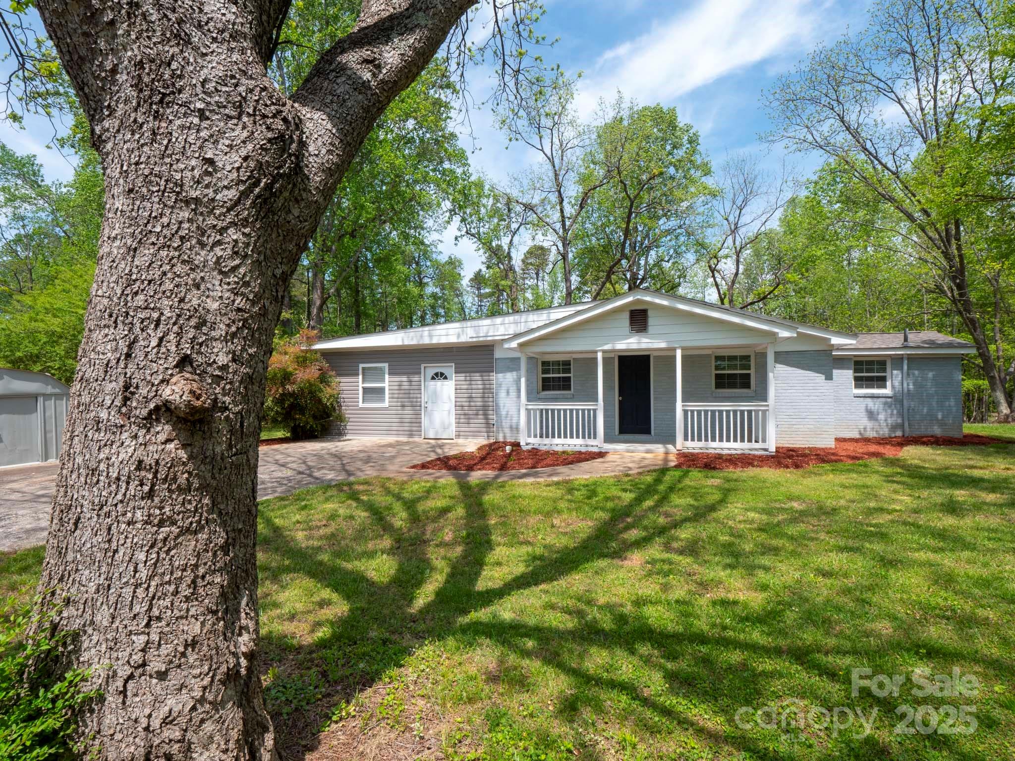 105 Strickland Lane Property Photo