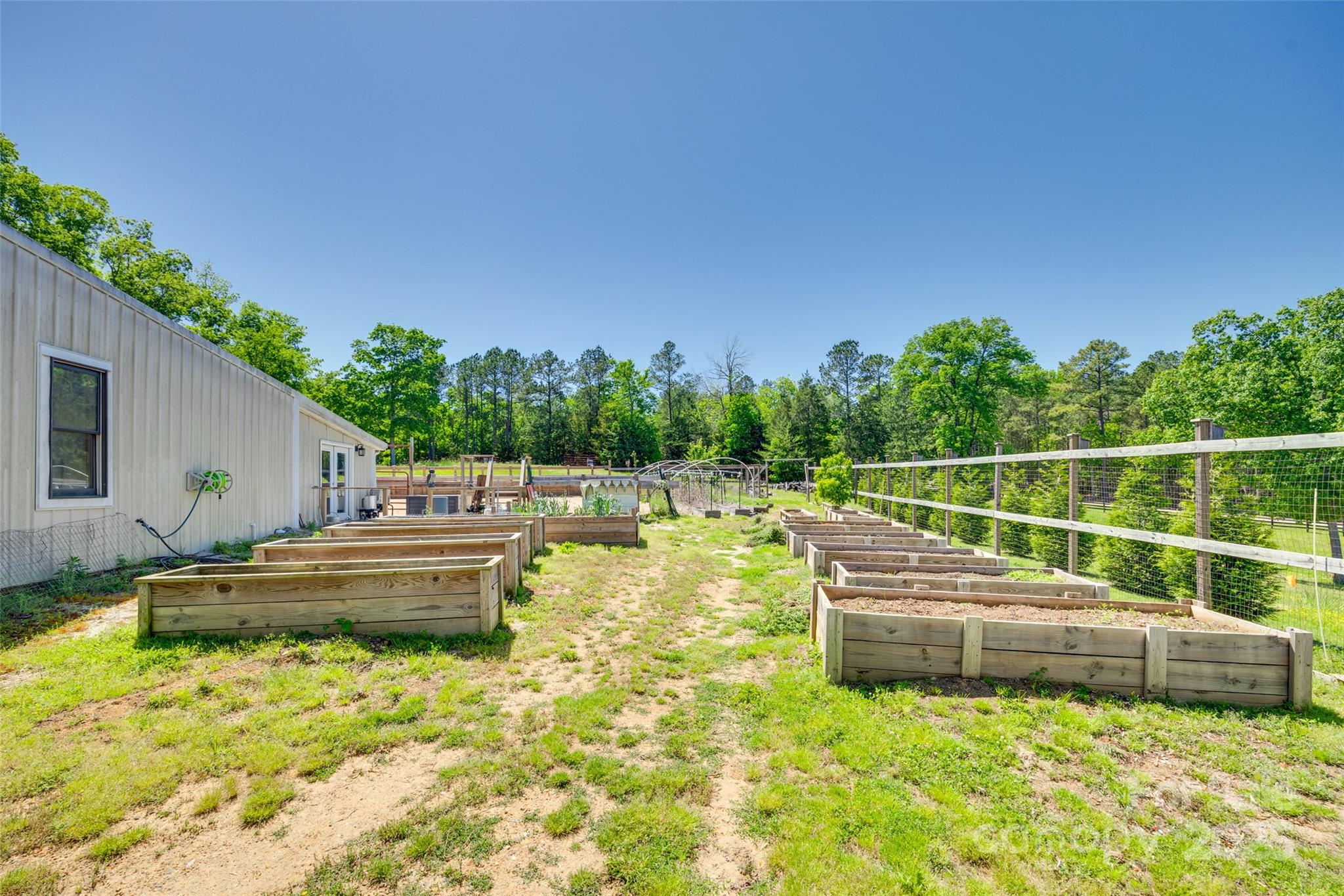 1780 Sierra Road Property Photo 38