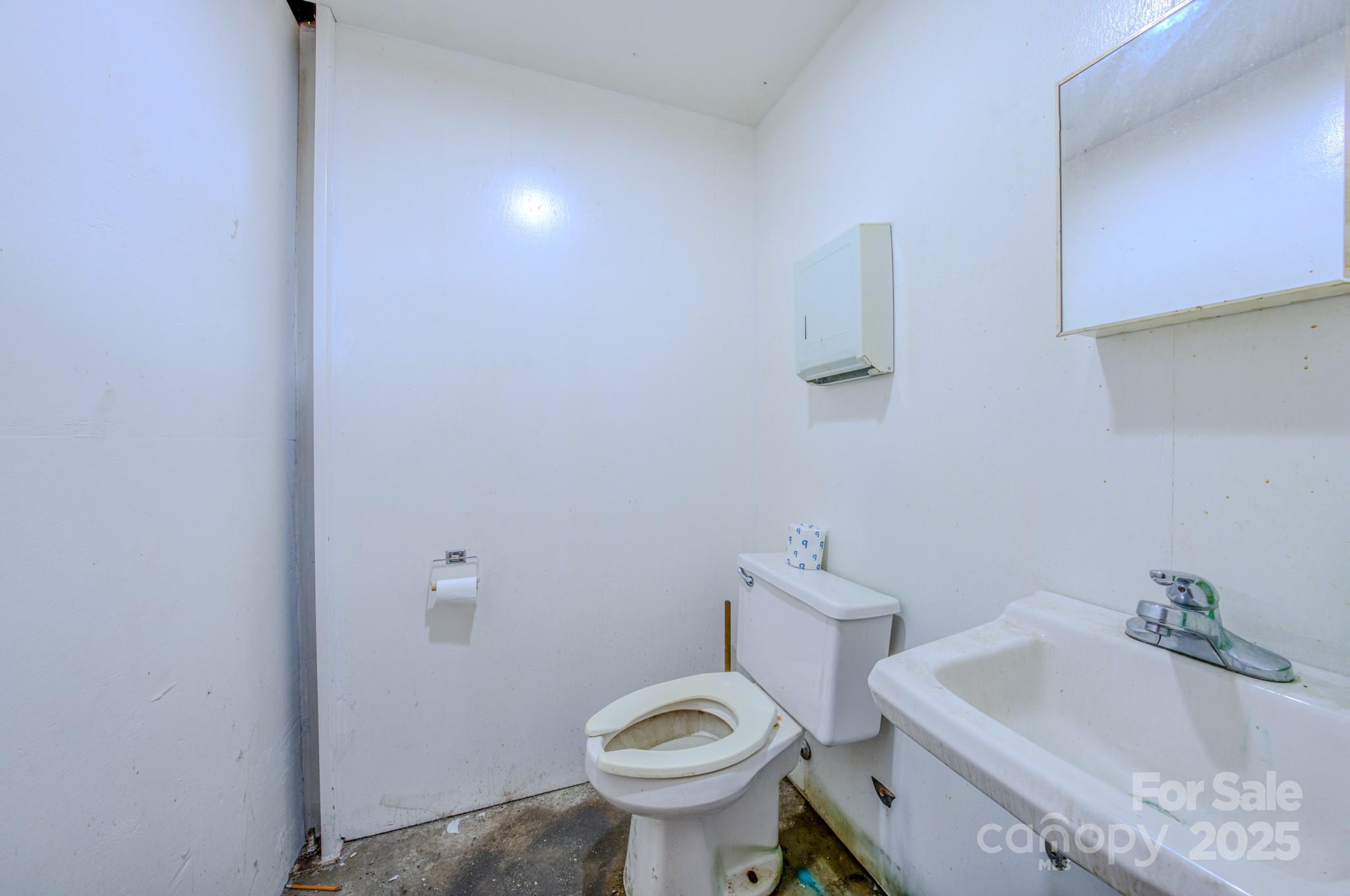 1259 Alexander Road Property Photo 8