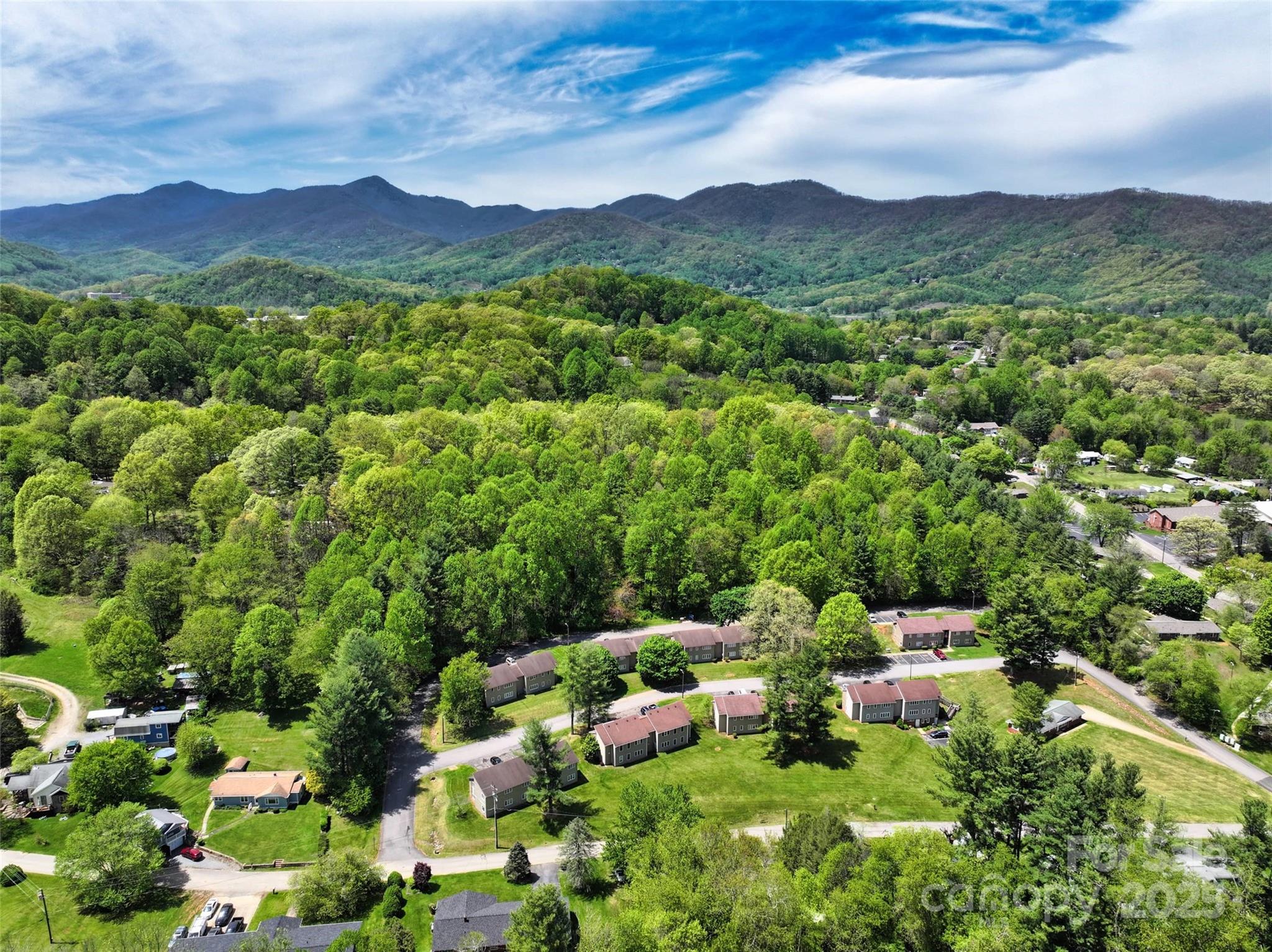 9999 Cavalier Drive Property Photo 8