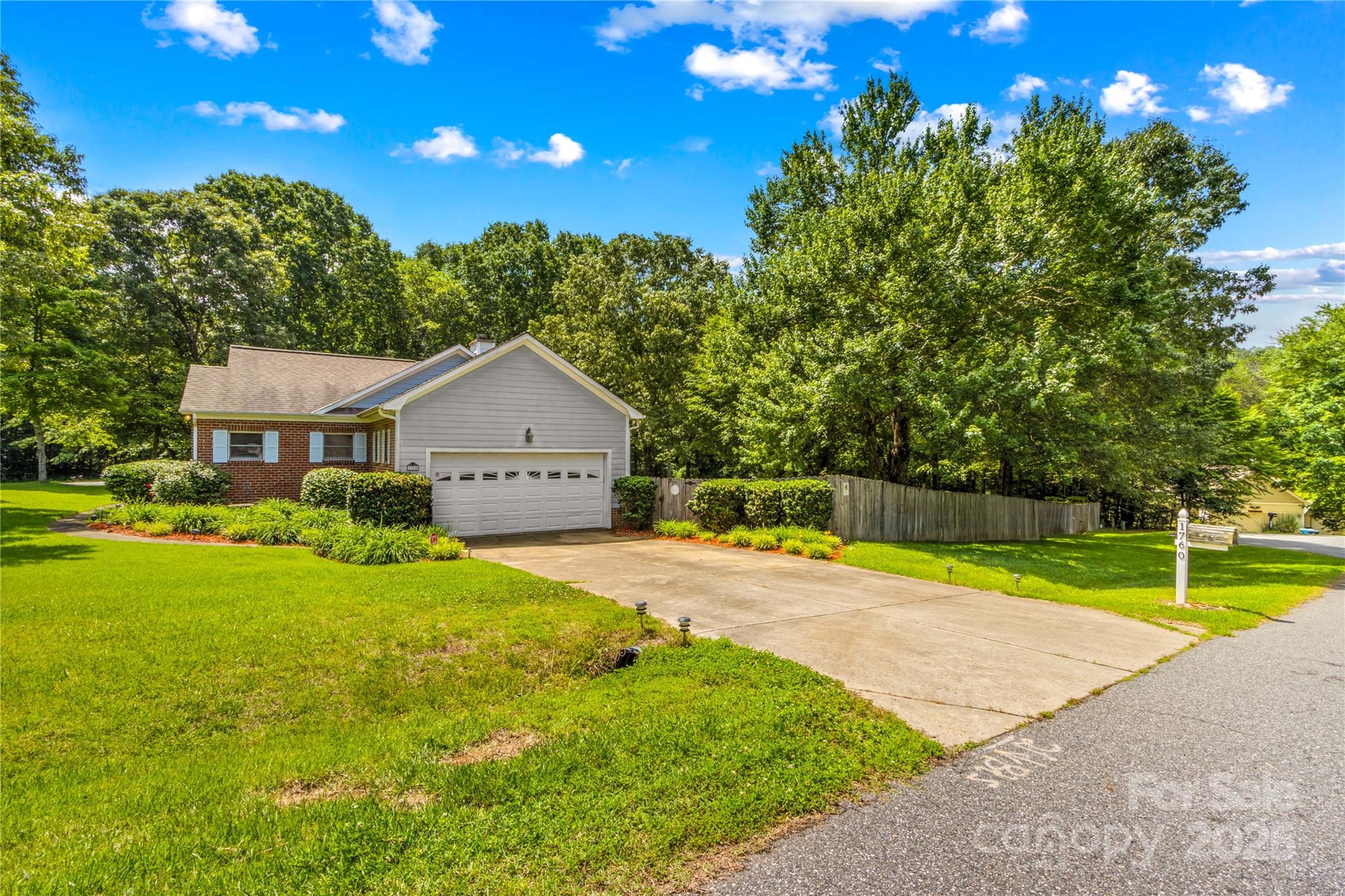 1760 Jacobs Way 3&4 Property Photo 3