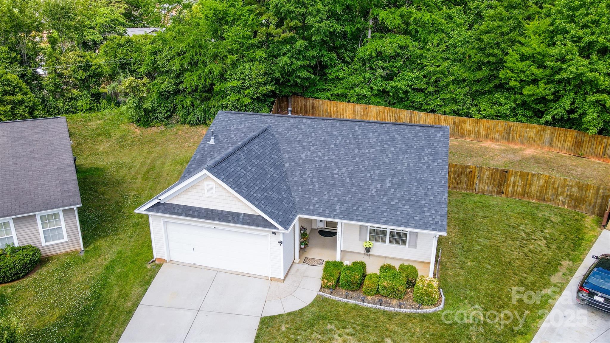 6808 Squirrels Foot Court Property Photo 1