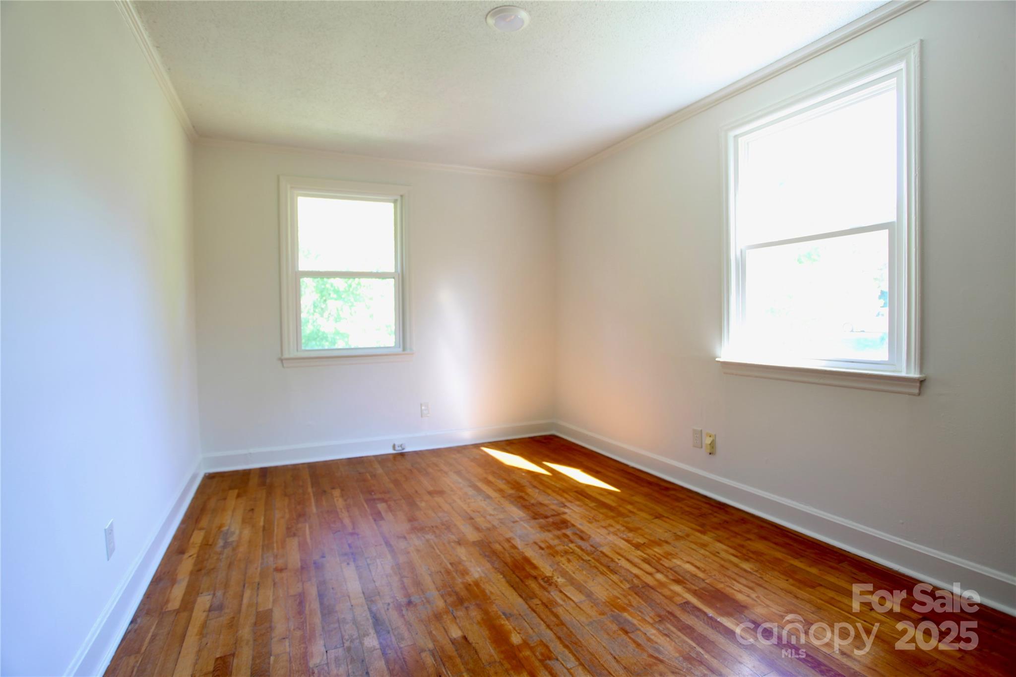 5304 Eaton Circle Property Photo 10