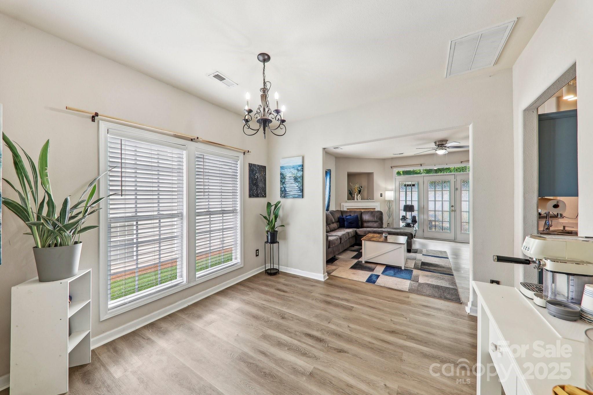 8259 Carob Tree Lane Property Photo 12