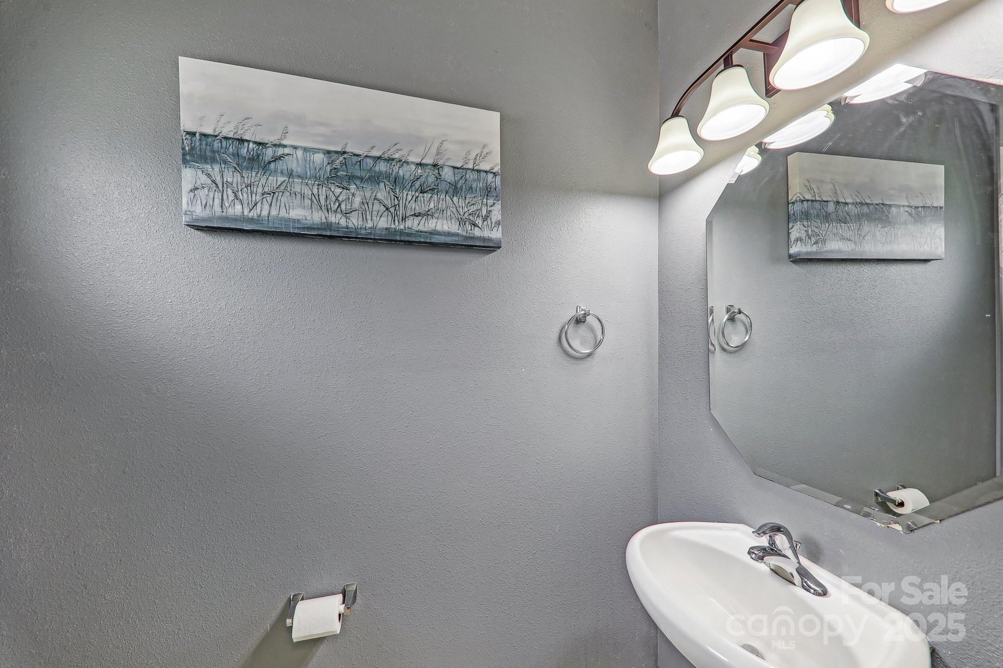 8259 Carob Tree Lane Property Photo 17