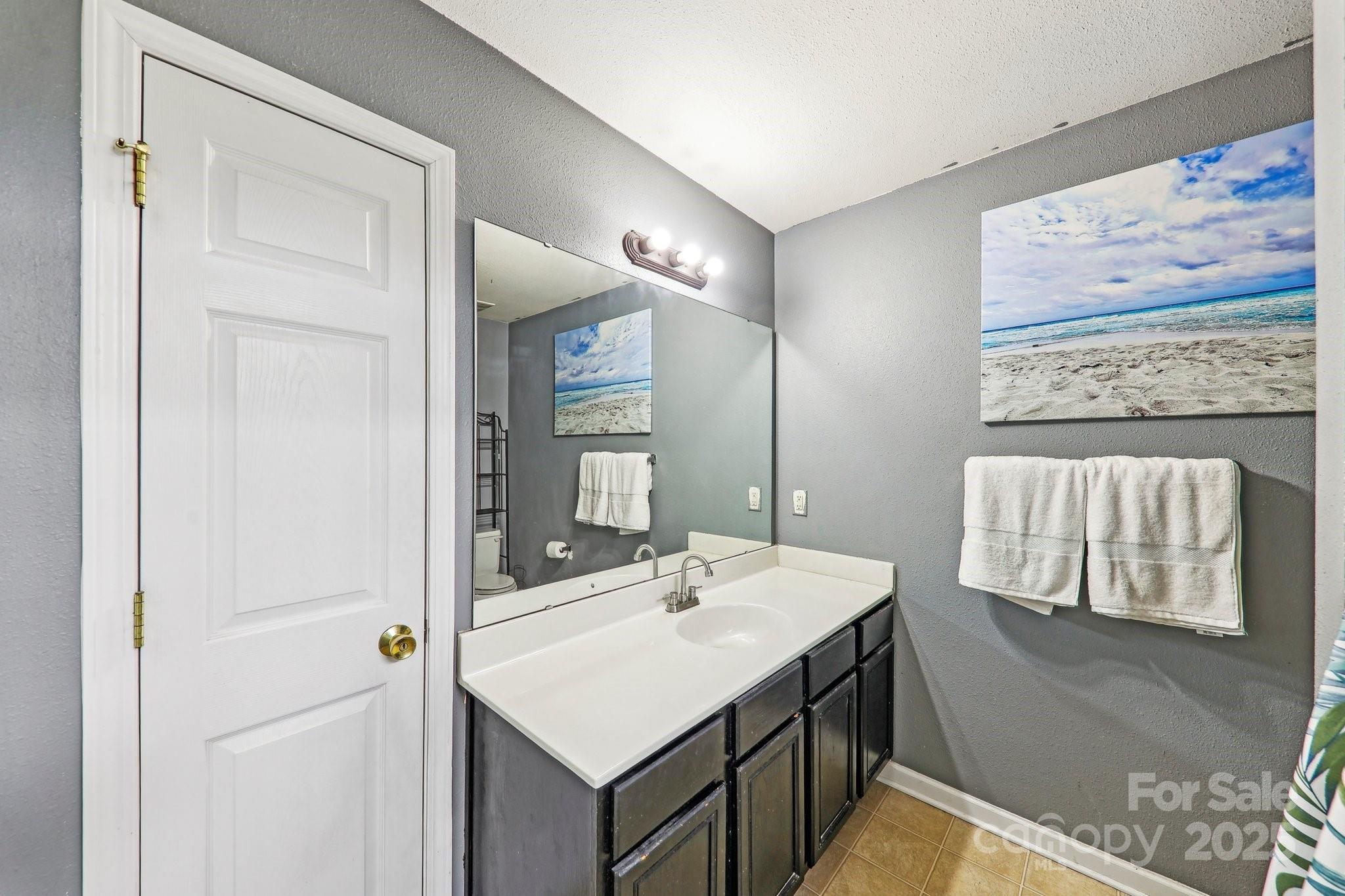 8259 Carob Tree Lane Property Photo 22