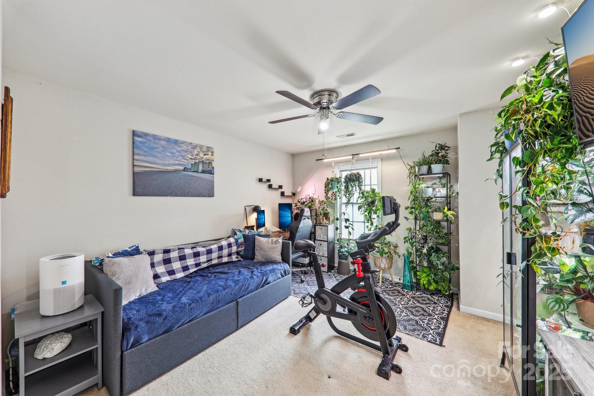 8259 Carob Tree Lane Property Photo 28