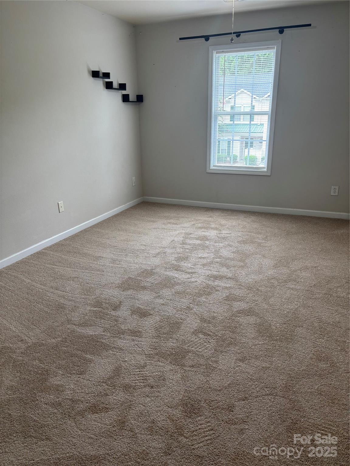 8259 Carob Tree Lane Property Photo 30