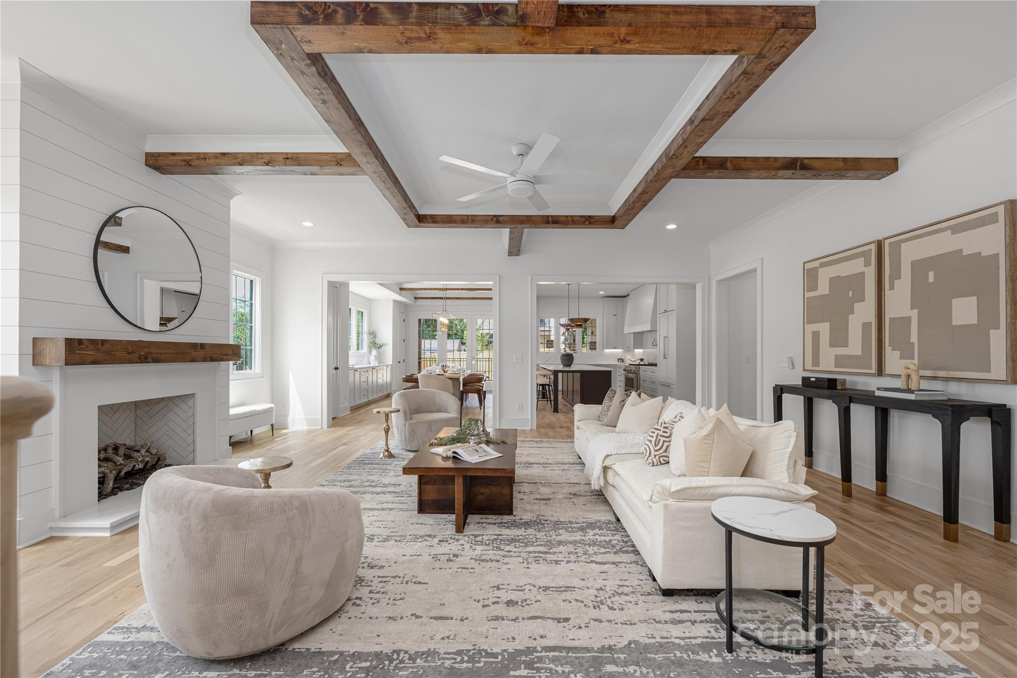 1817 Union Street Property Photo 3