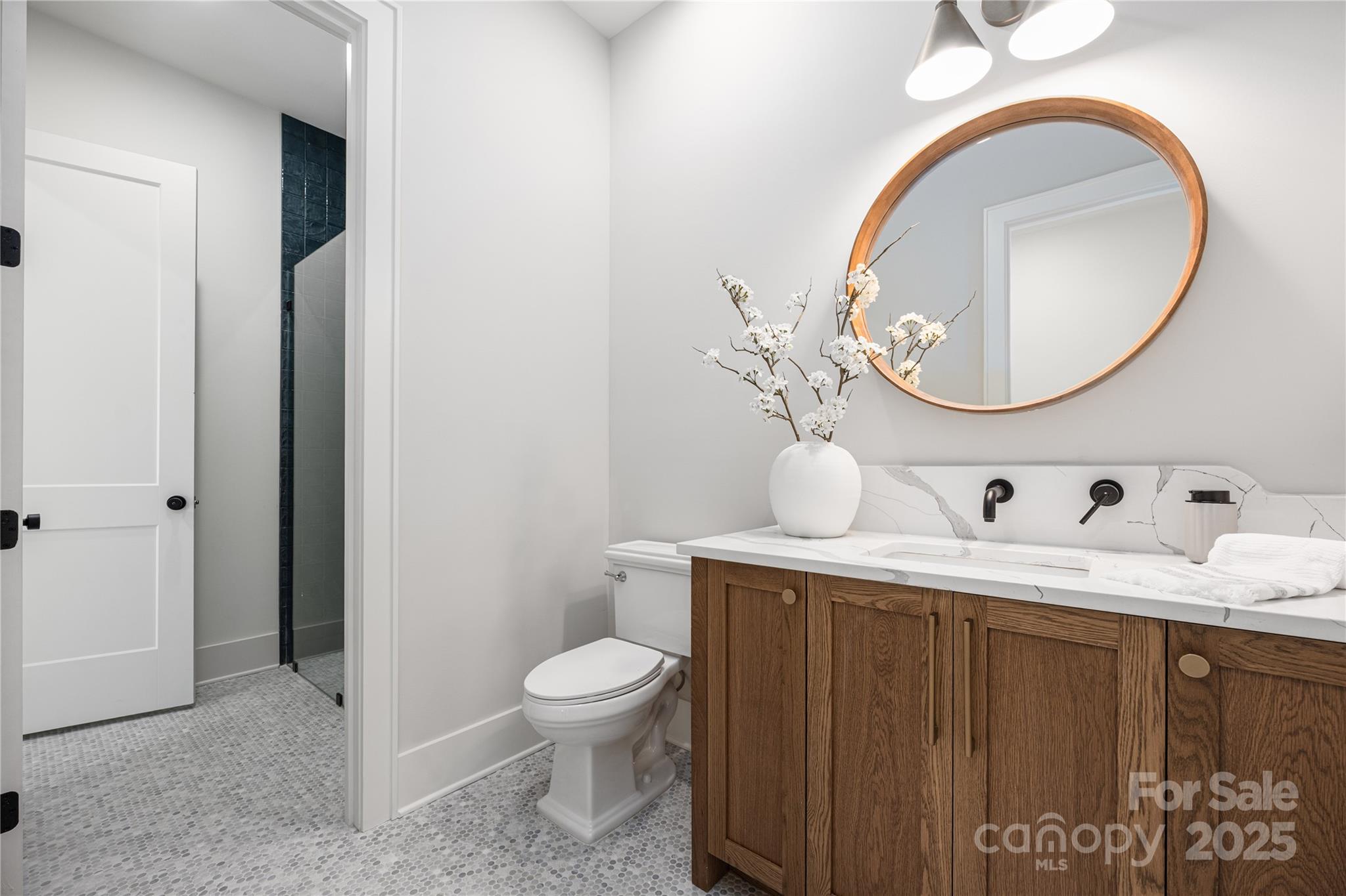 1817 Union Street Property Photo 17