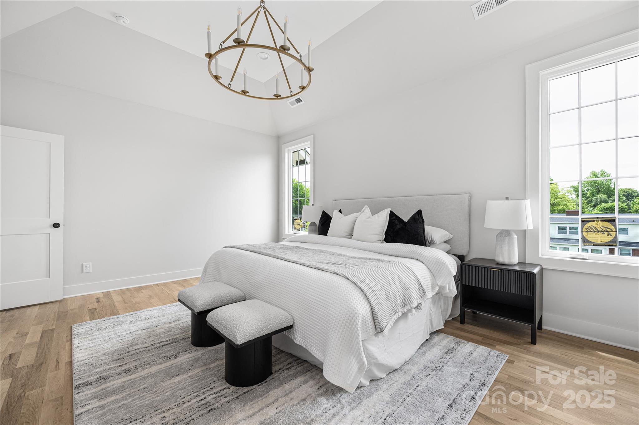 1817 Union Street Property Photo 21