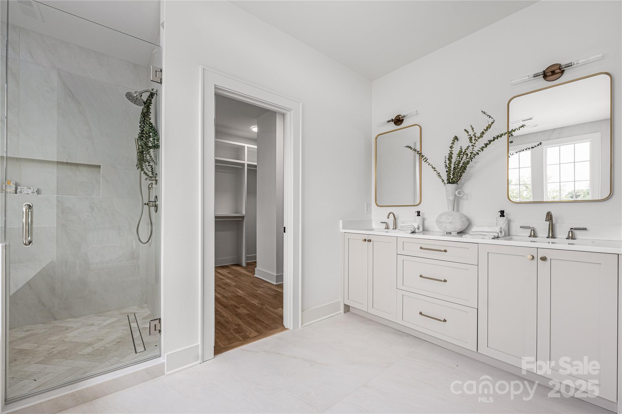 1817 Union Street Property Photo 23