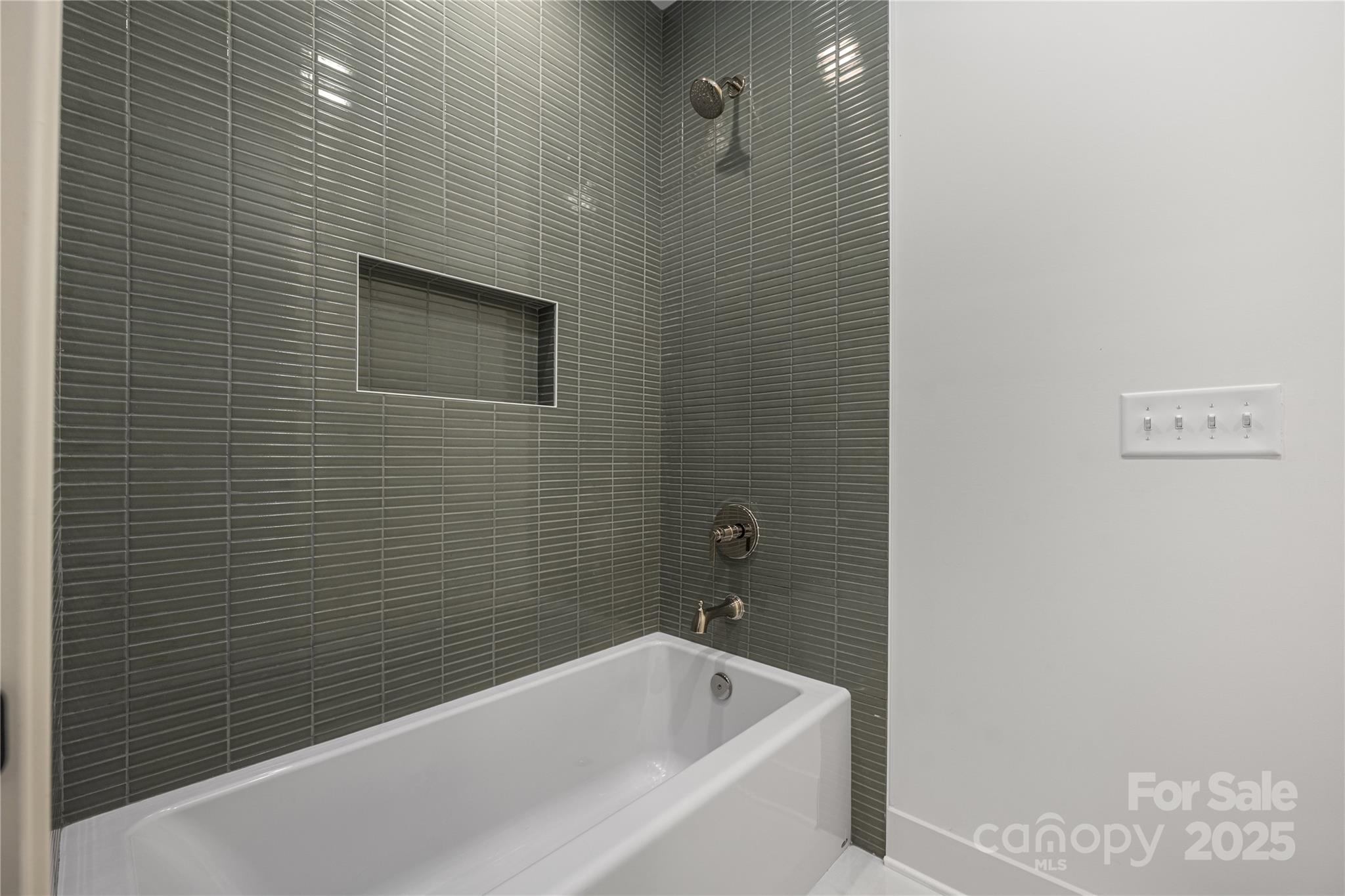 1817 Union Street Property Photo 33