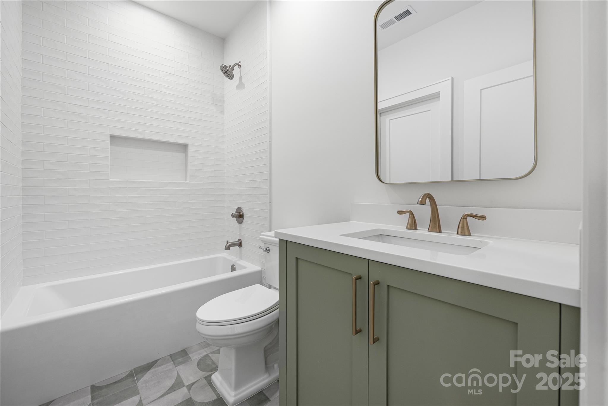 1817 Union Street Property Photo 39