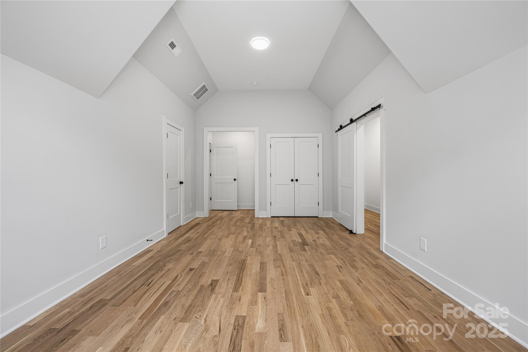 1817 Union Street Property Photo 41