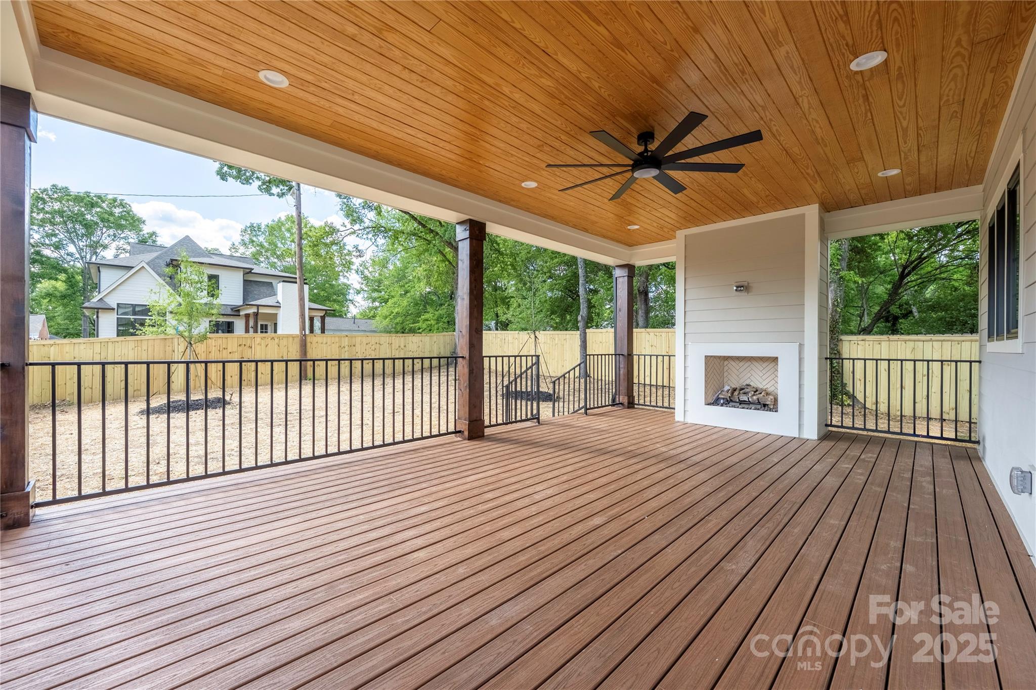 1817 Union Street Property Photo 45