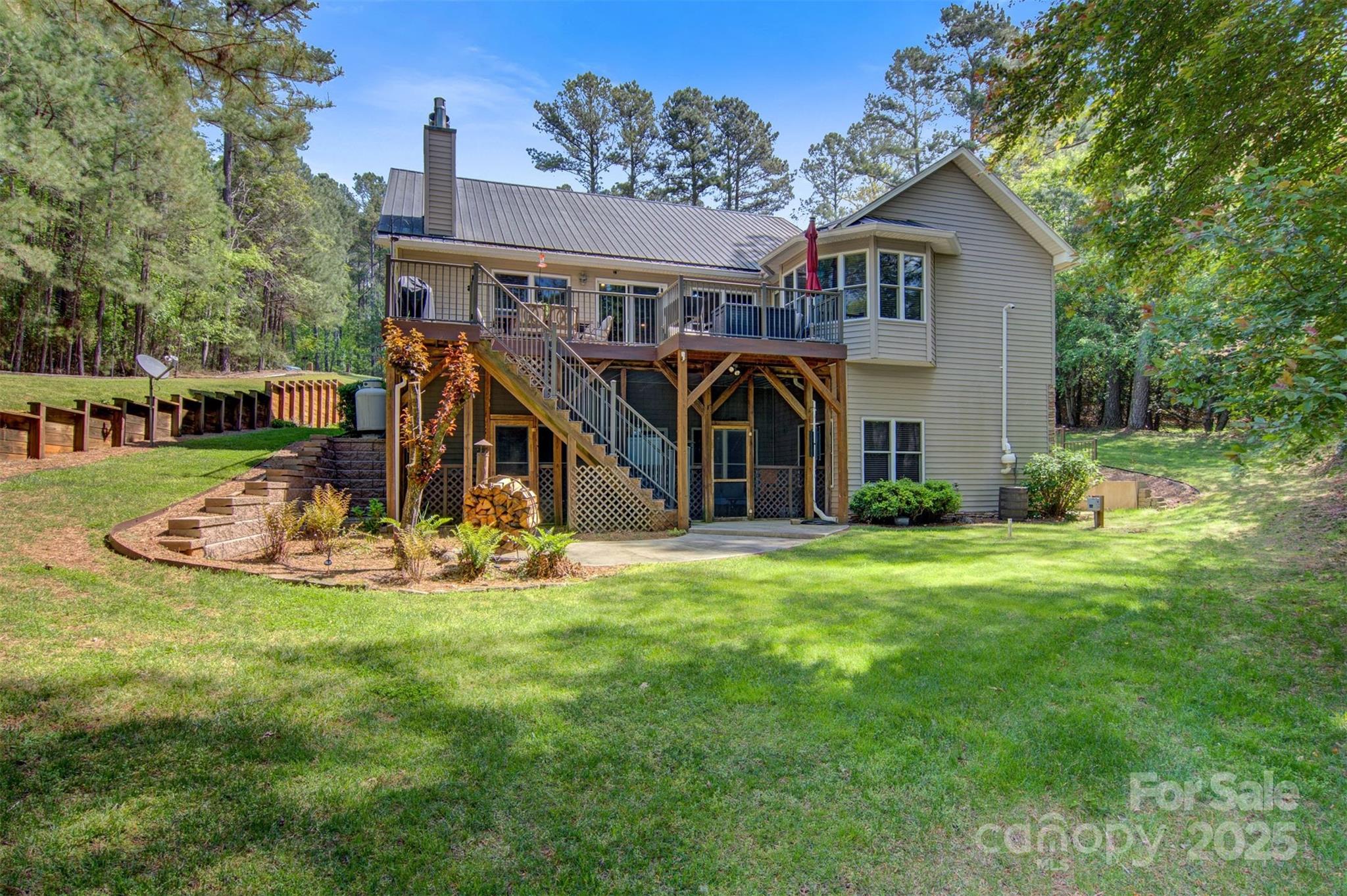 5690 Anchor Drive Property Photo 3
