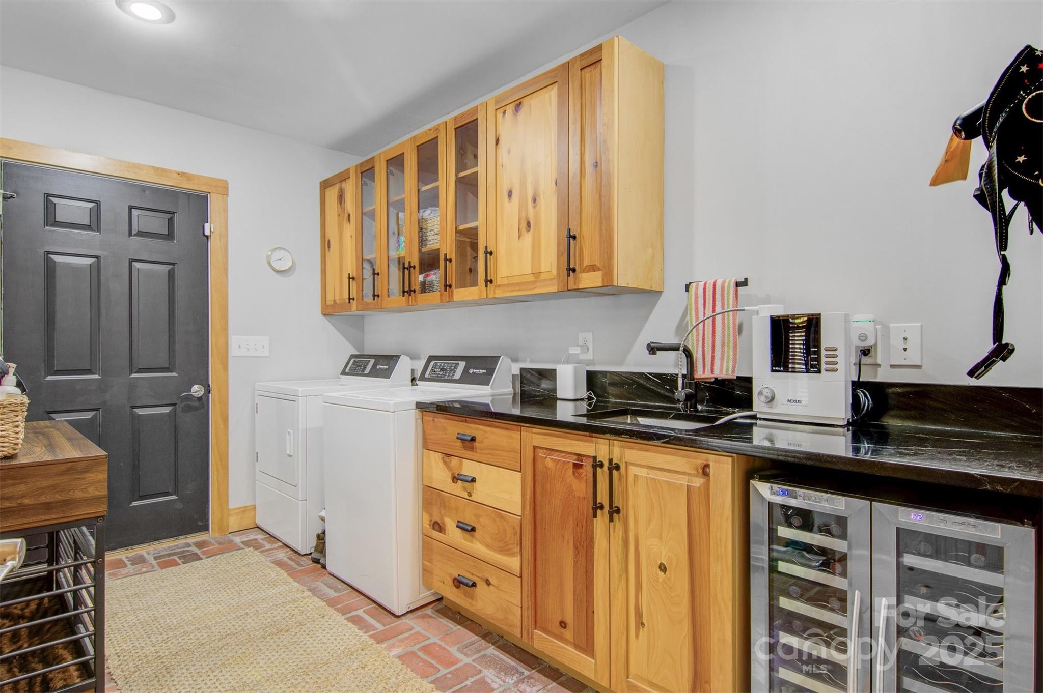 5690 Anchor Drive Property Photo 19