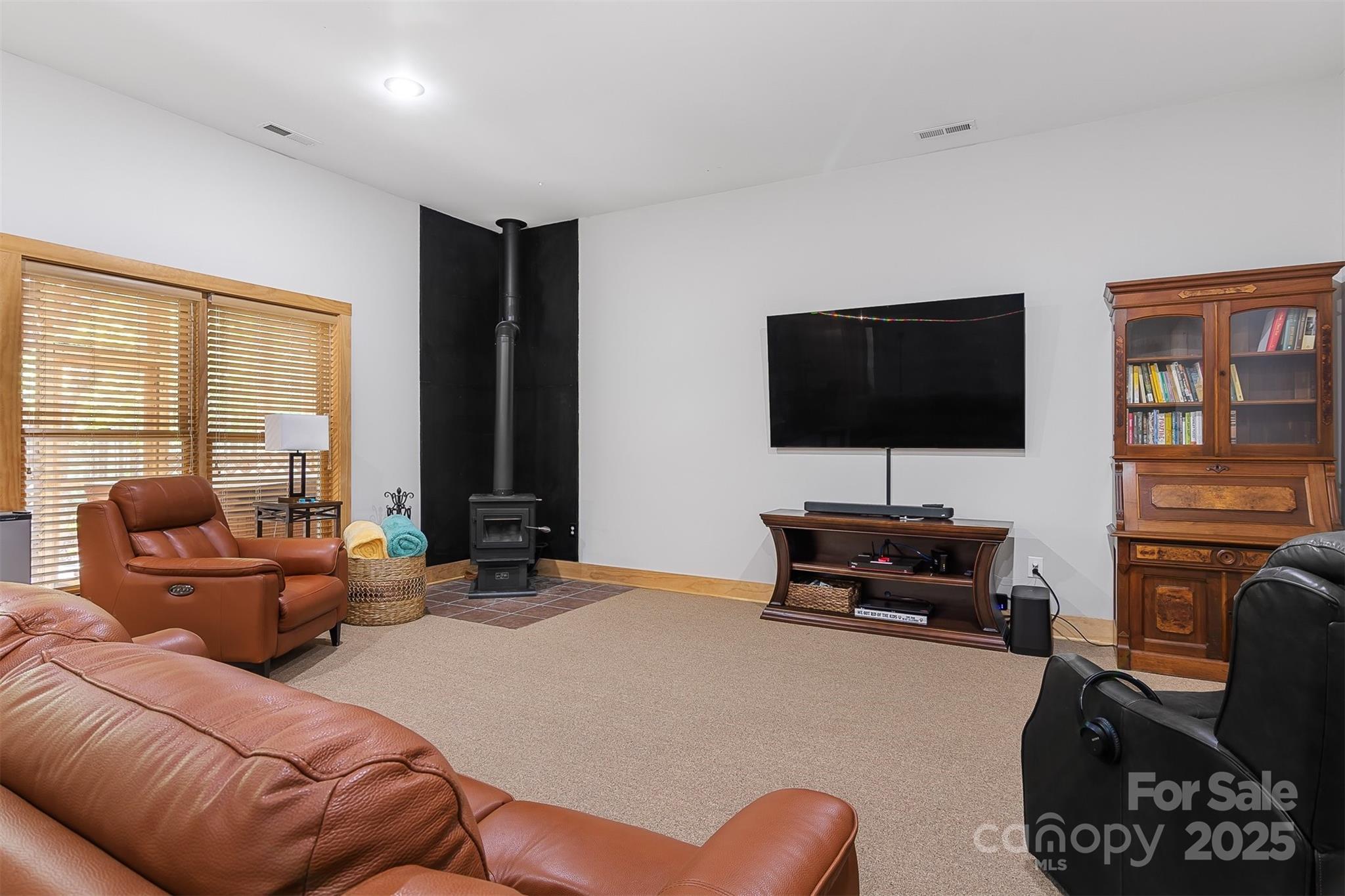 5690 Anchor Drive Property Photo 22