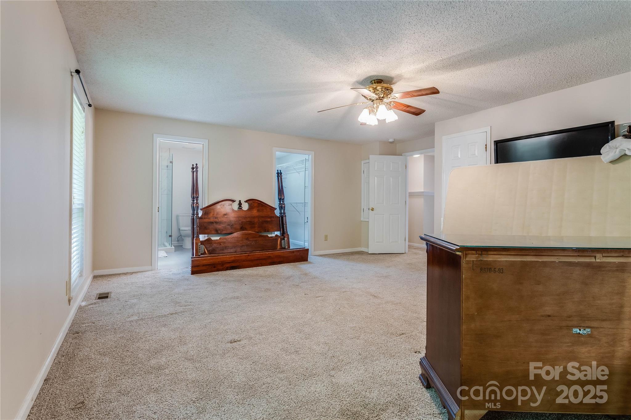 231 Stockwood Drive Property Photo 13