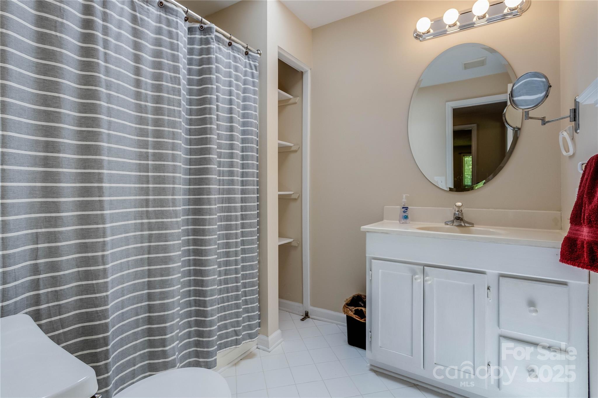 231 Stockwood Drive Property Photo 16