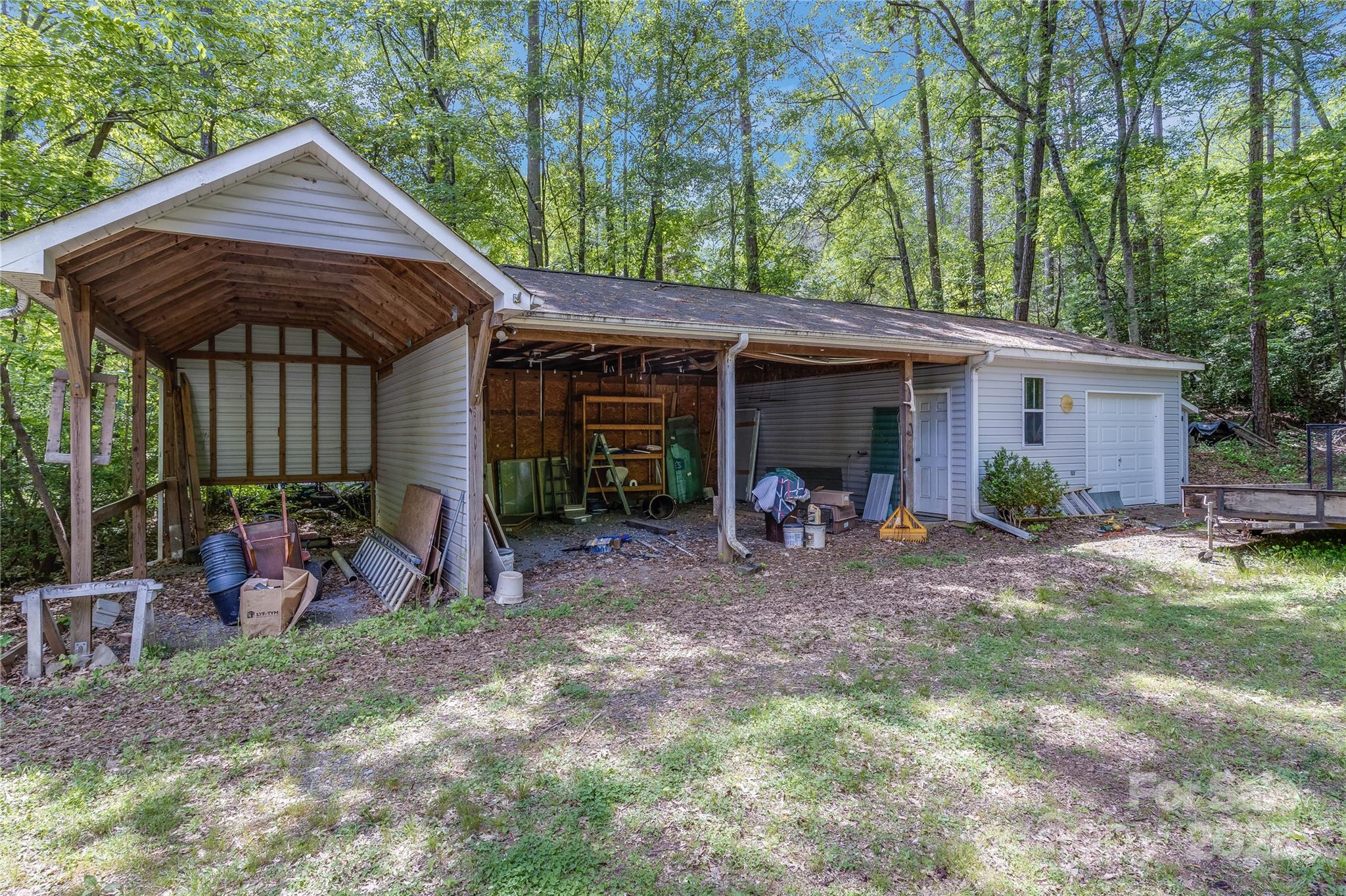 231 Stockwood Drive Property Photo 20