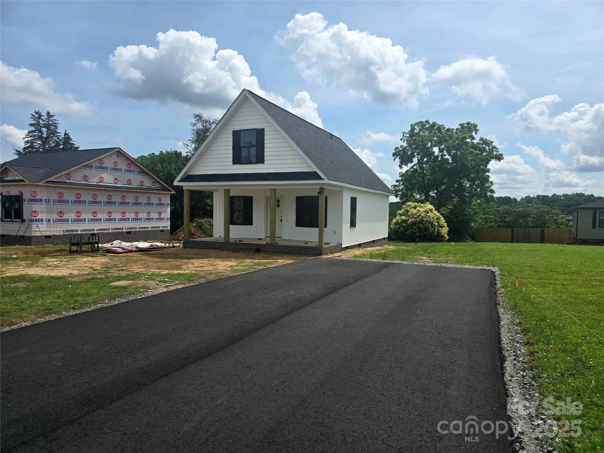 200 N Center Street Property Photo 1