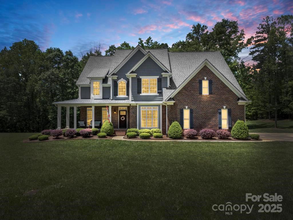 270 Conifer Way Property Photo