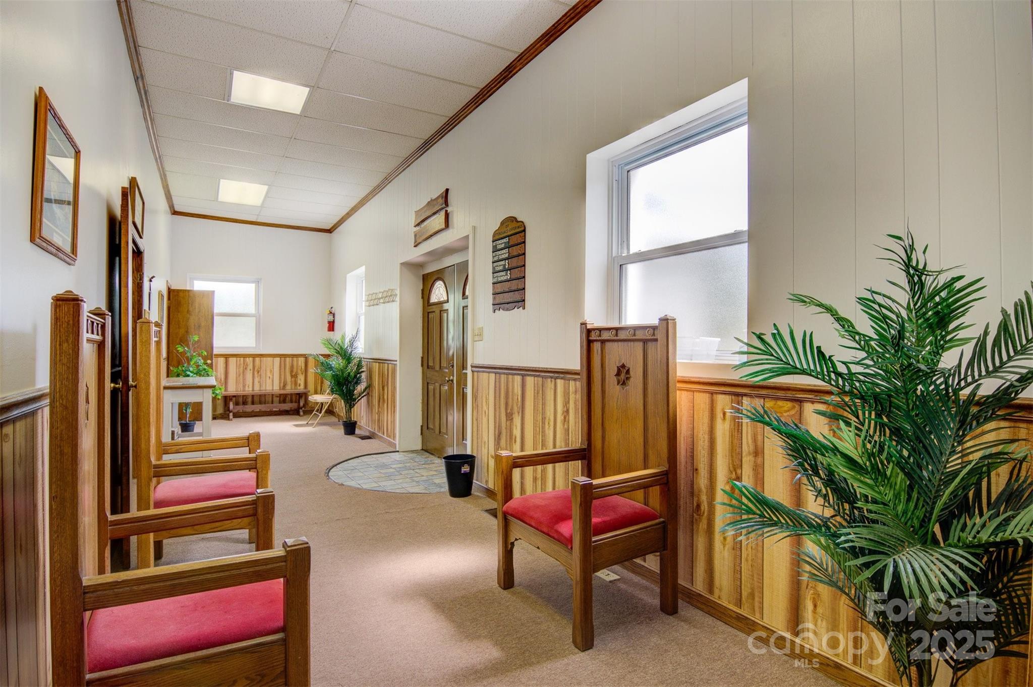 1100 Praley Street Property Photo 8