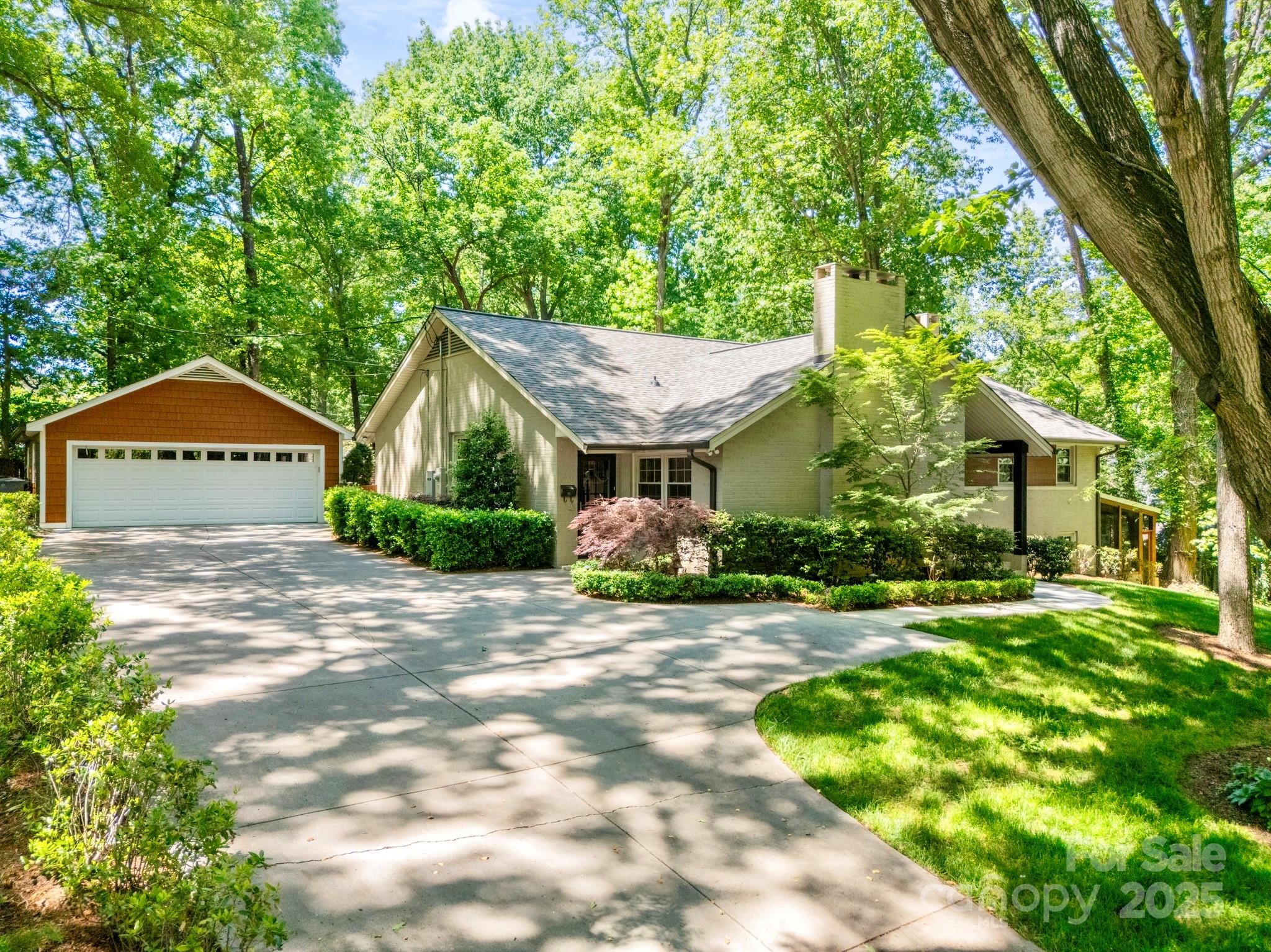 5719 Doncaster Drive Property Photo
