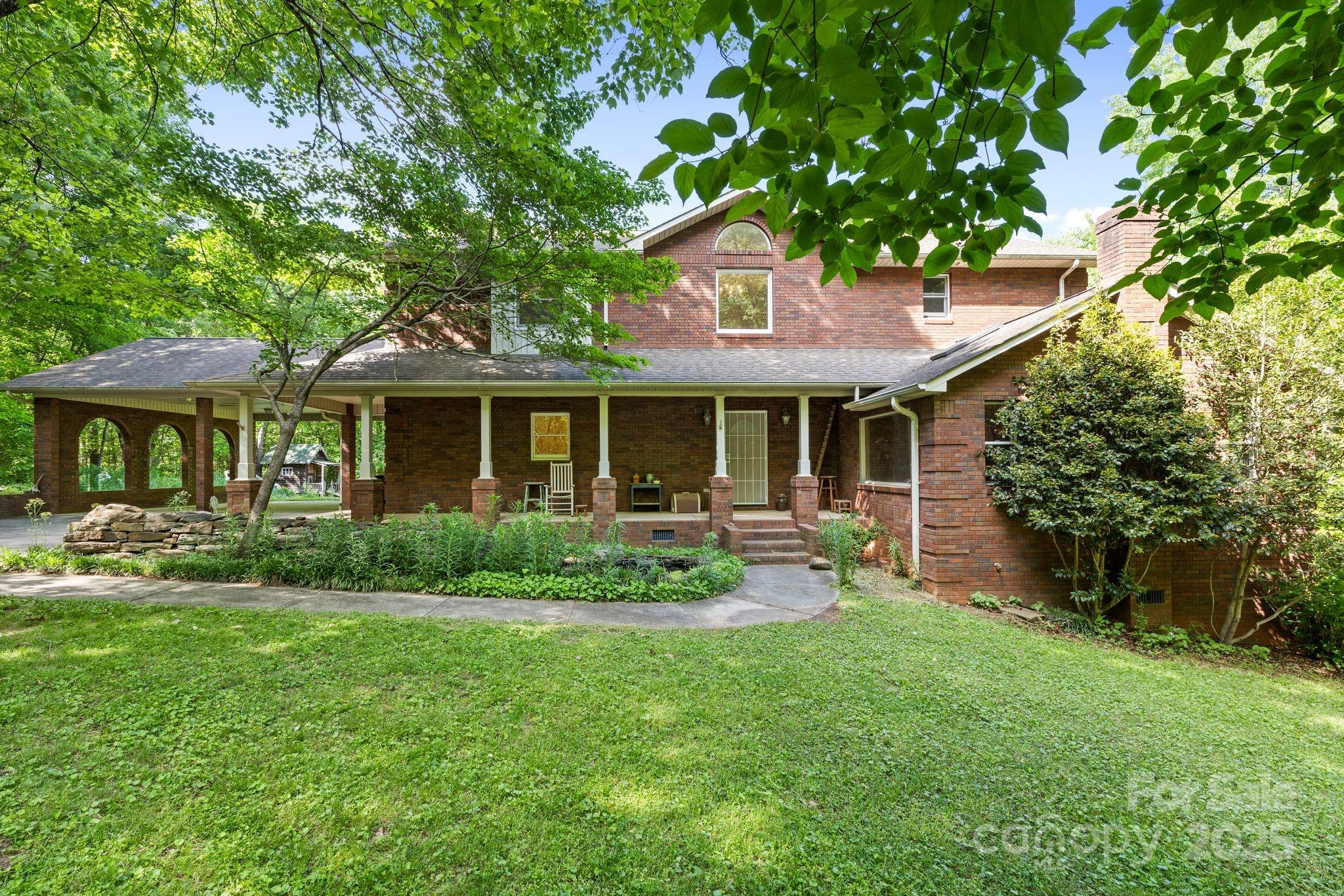 332 York Spann Road Property Photo 1