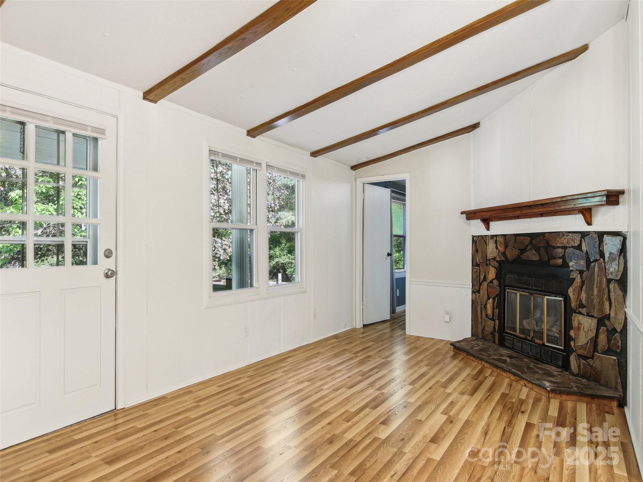 30 Griffin Lane Property Photo 7