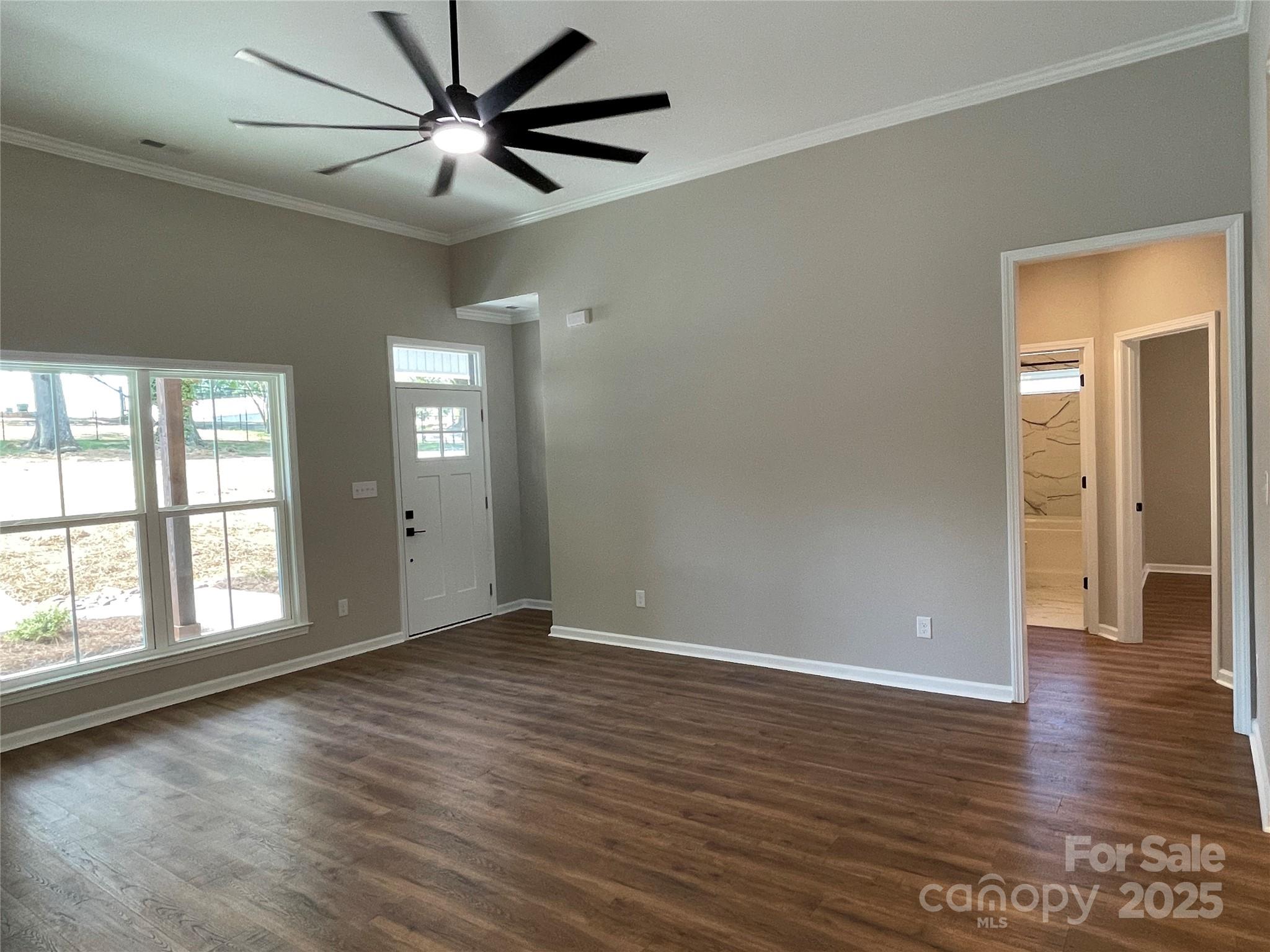 404 N Peterson Street Property Photo 14