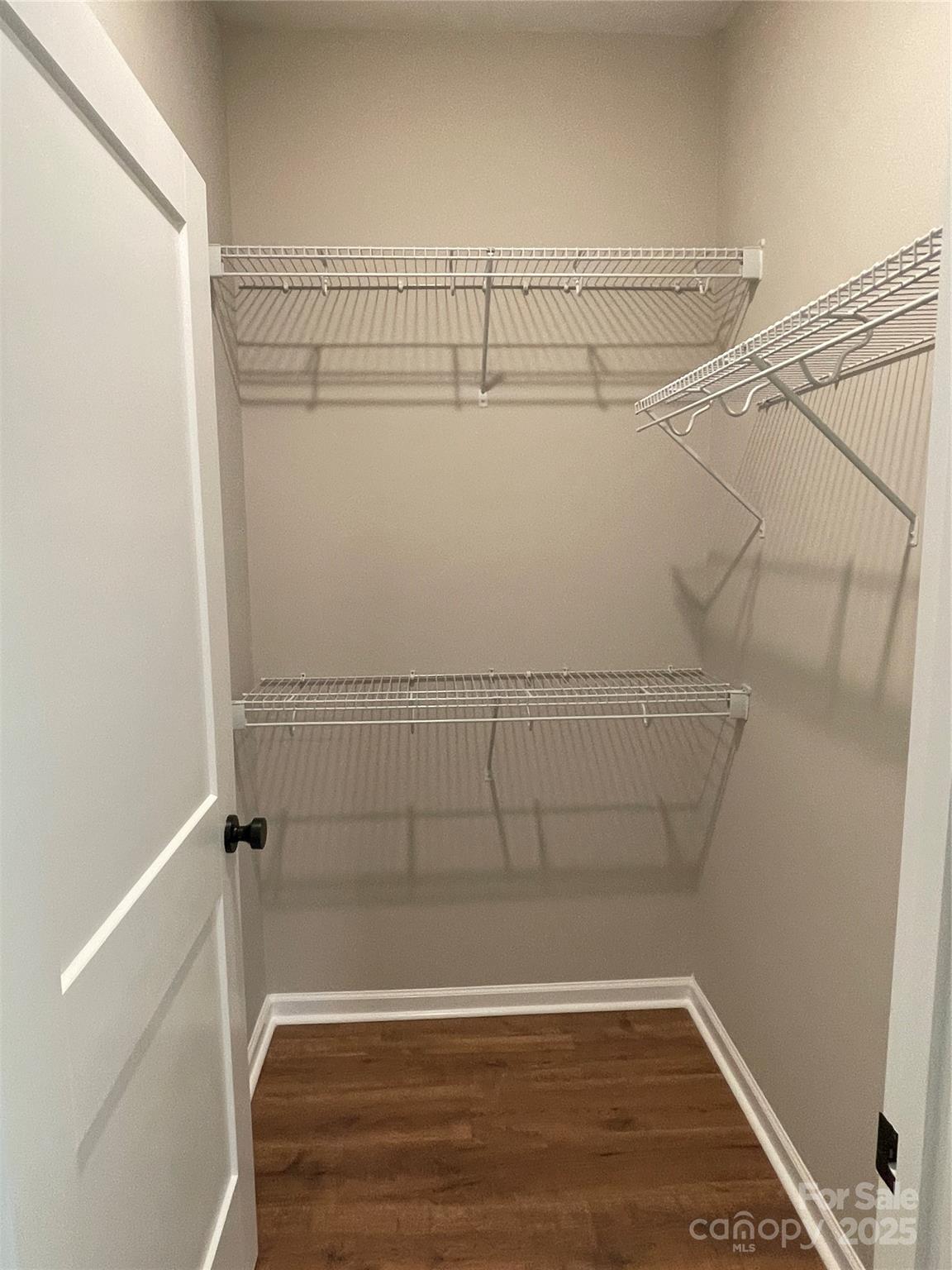 404 N Peterson Street Property Photo 30