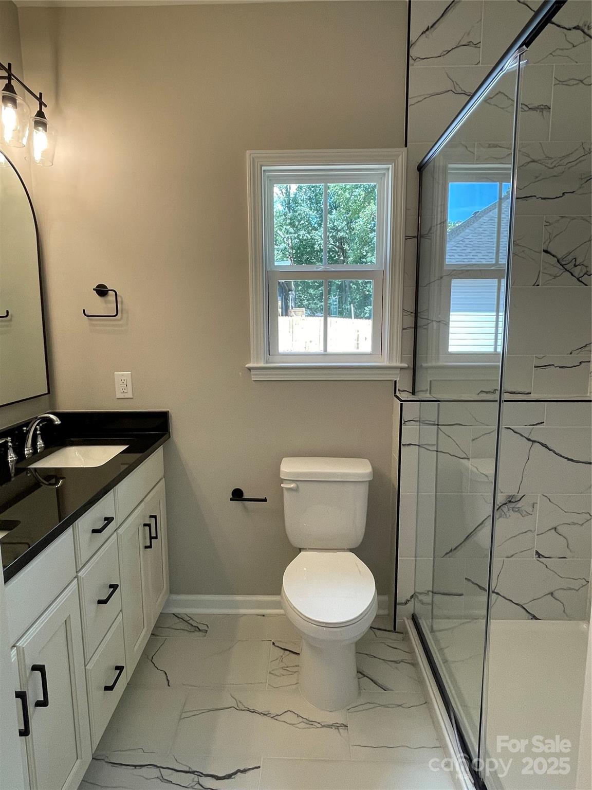 404 N Peterson Street Property Photo 31