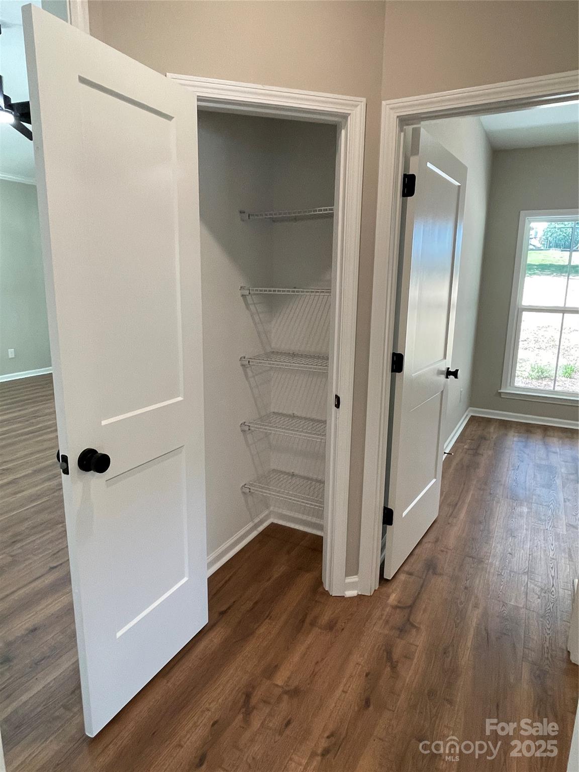 404 N Peterson Street Property Photo 35