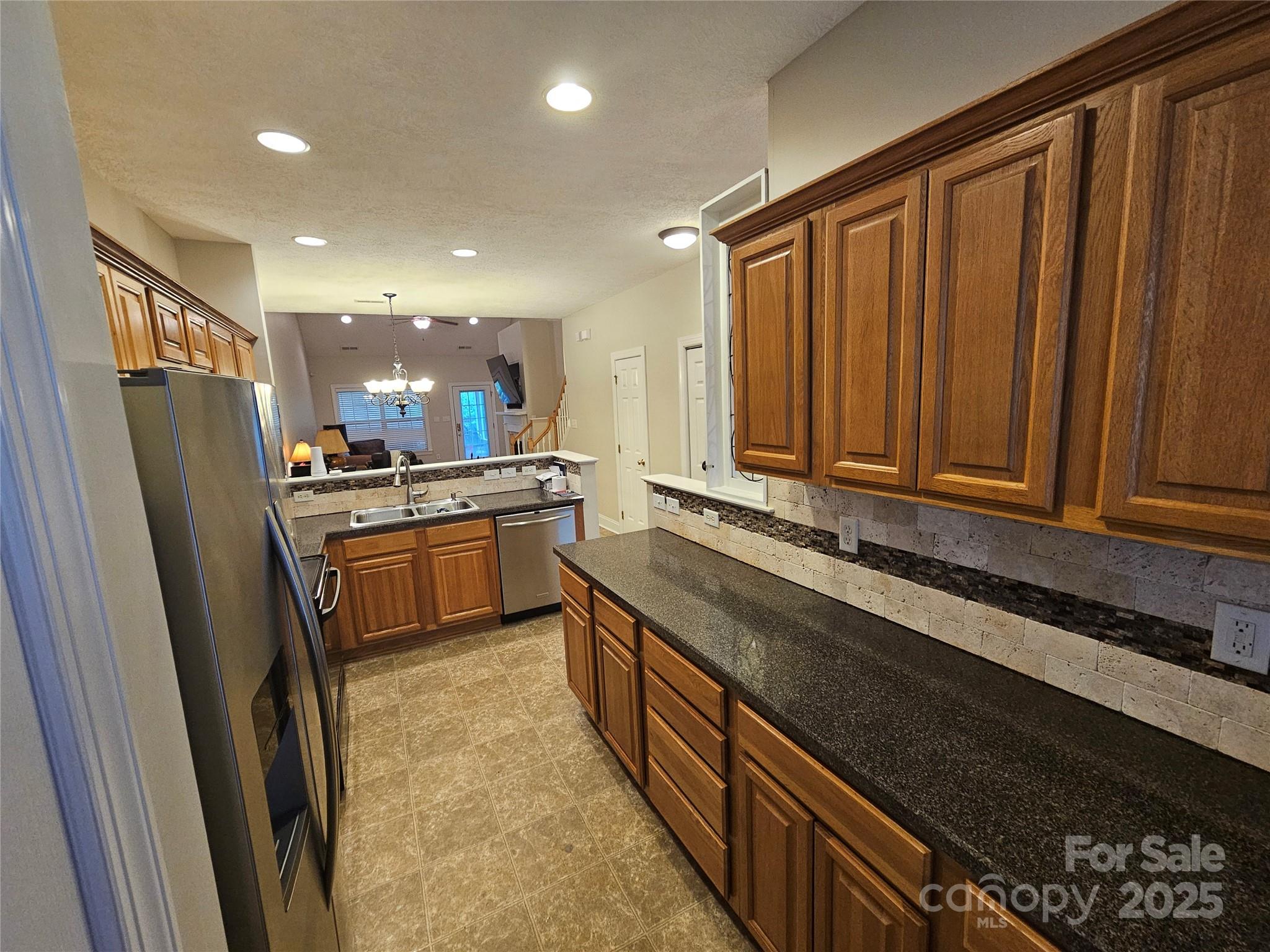 2026 Talbot Lane Property Photo 5