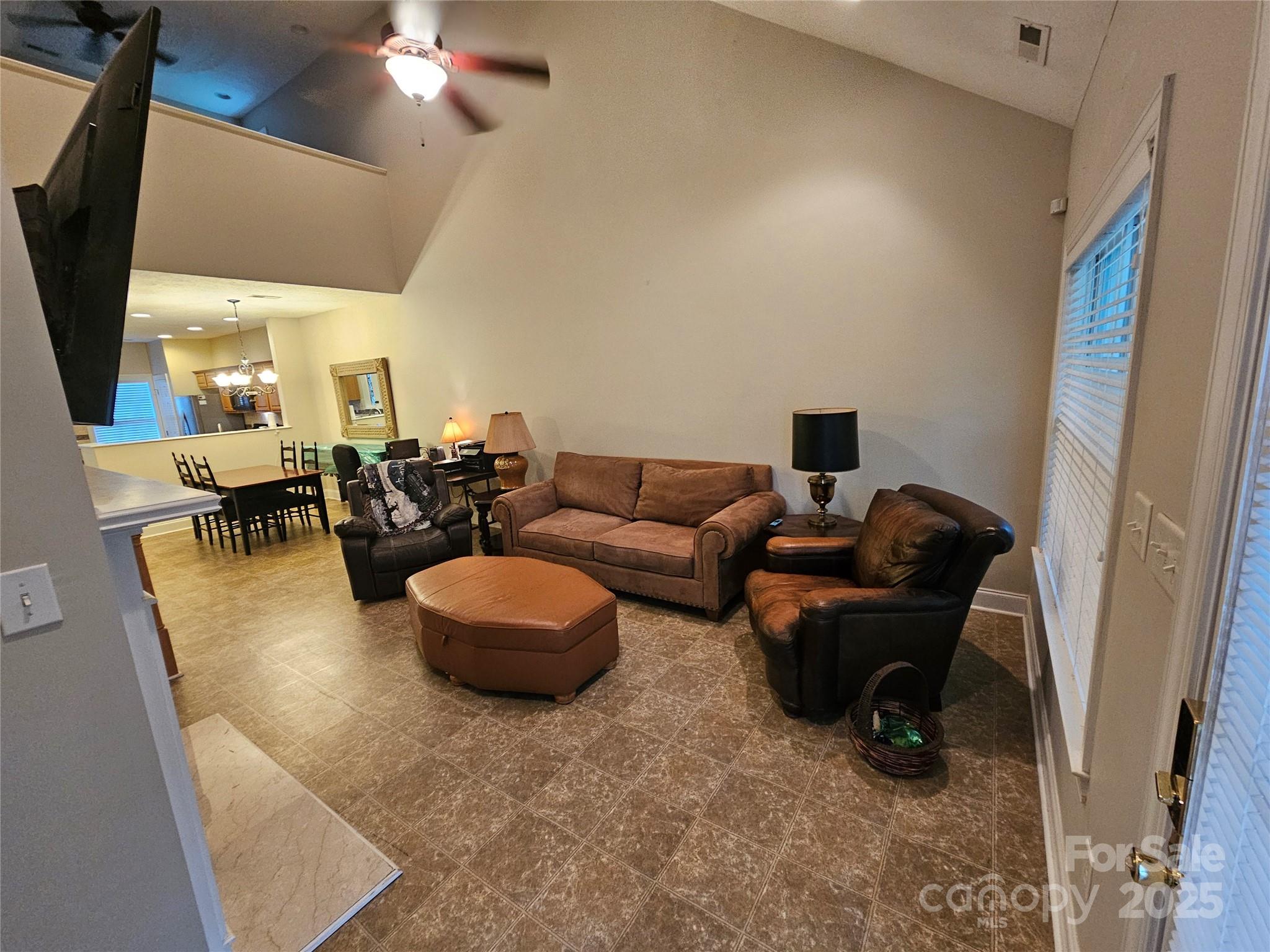 2026 Talbot Lane Property Photo 8